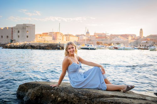 Photo by Valentina