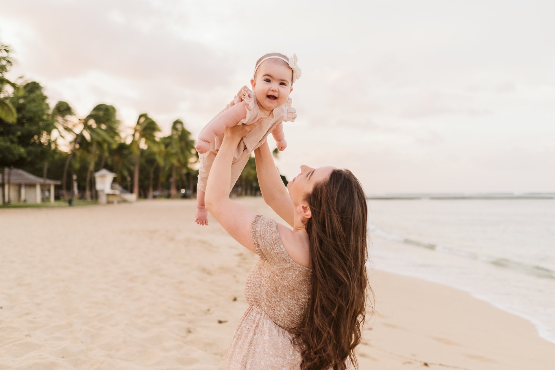 Honolulu-United States-travel-story-Flytographer-12