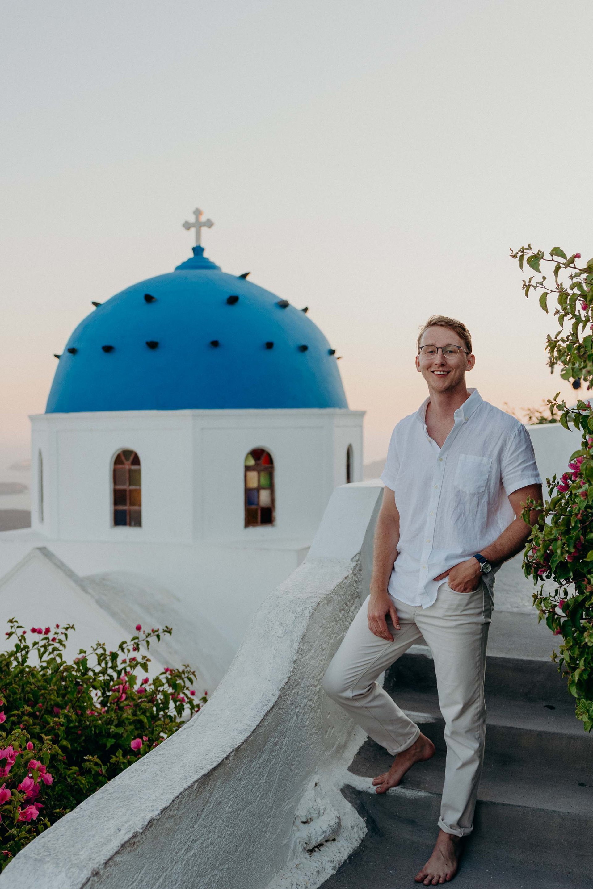 Santorini-Greece-travel-story-Flytographer-23