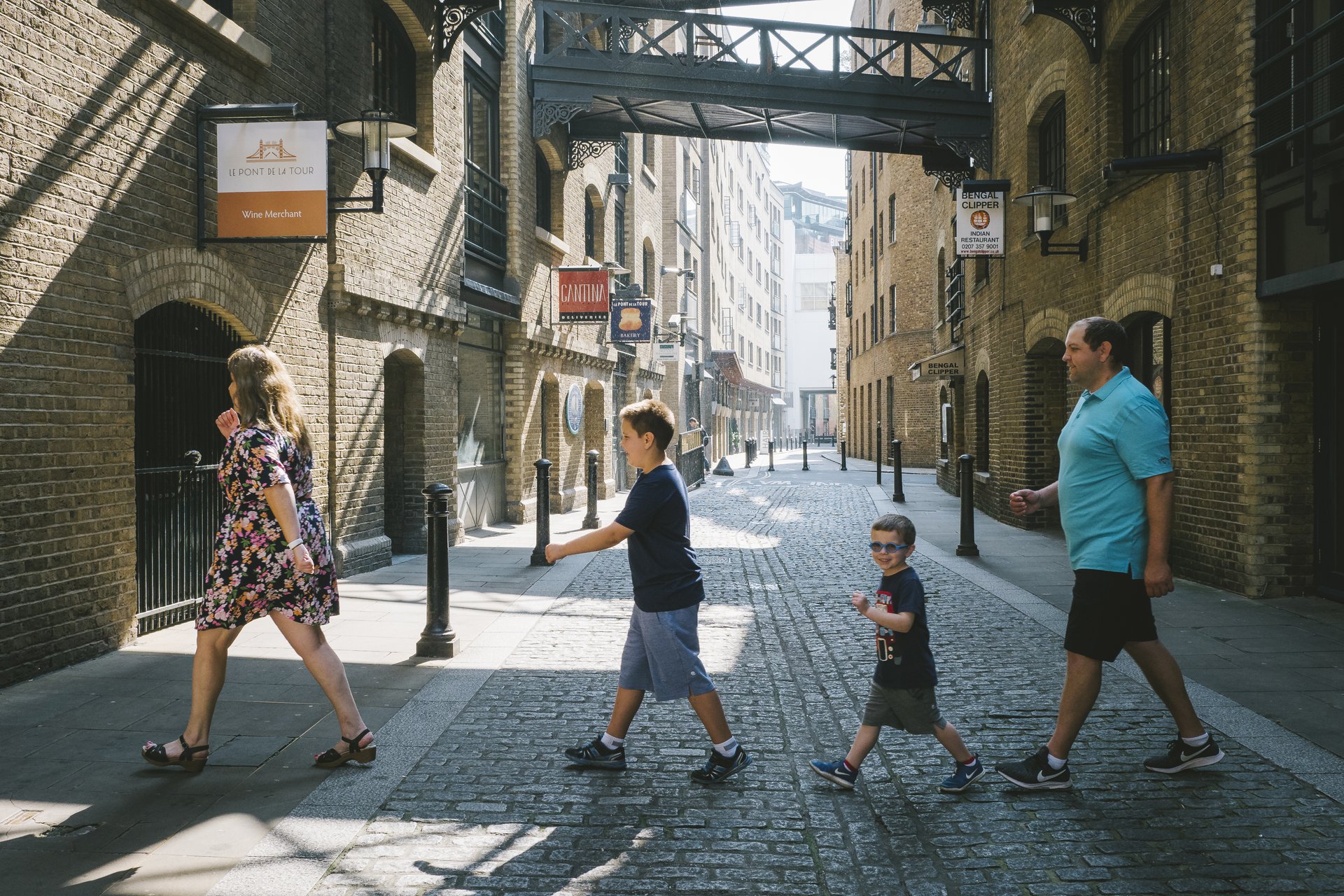 London-United Kingdom-travel-story-Flytographer-4