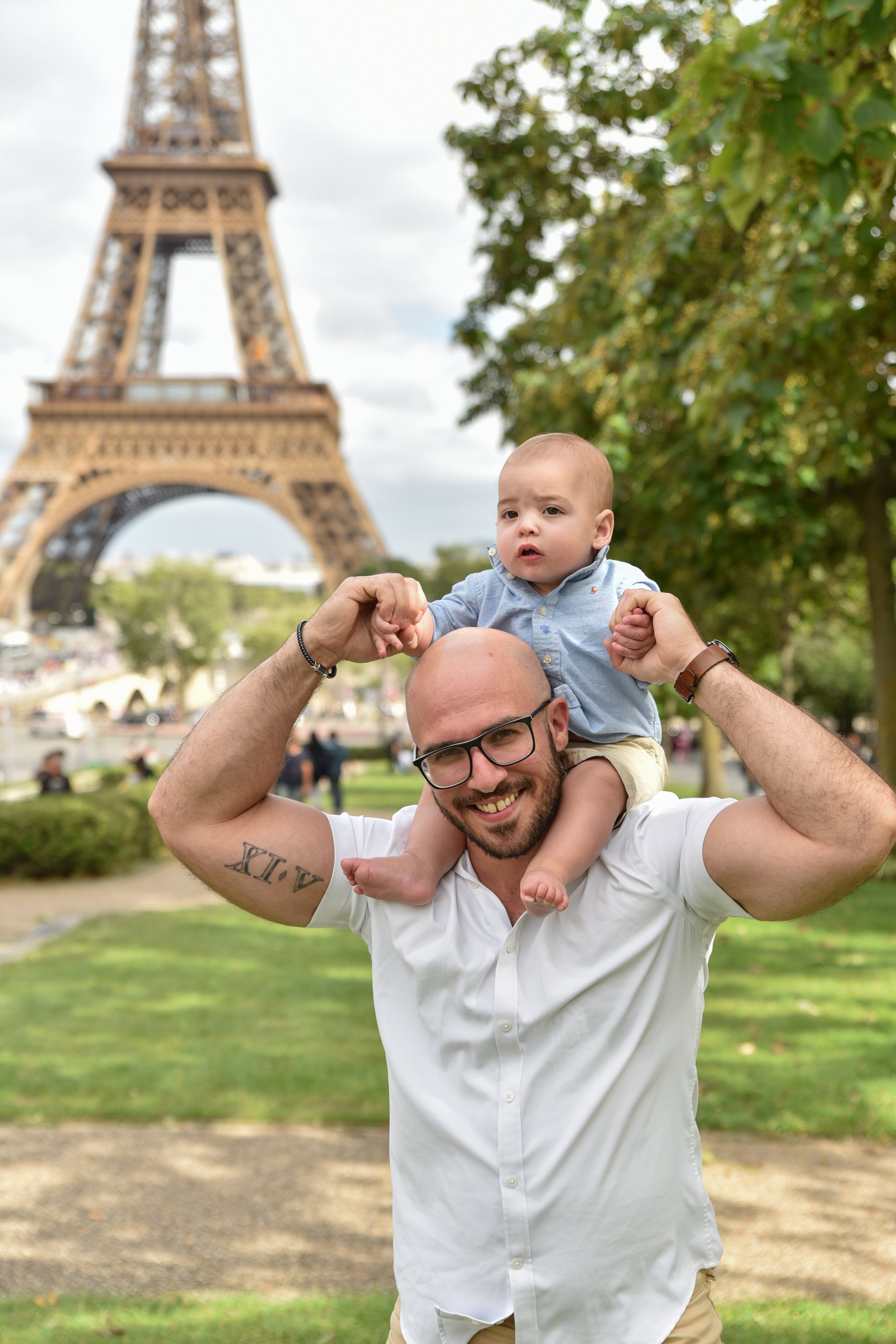 Paris-France-travel-story-Flytographer-16