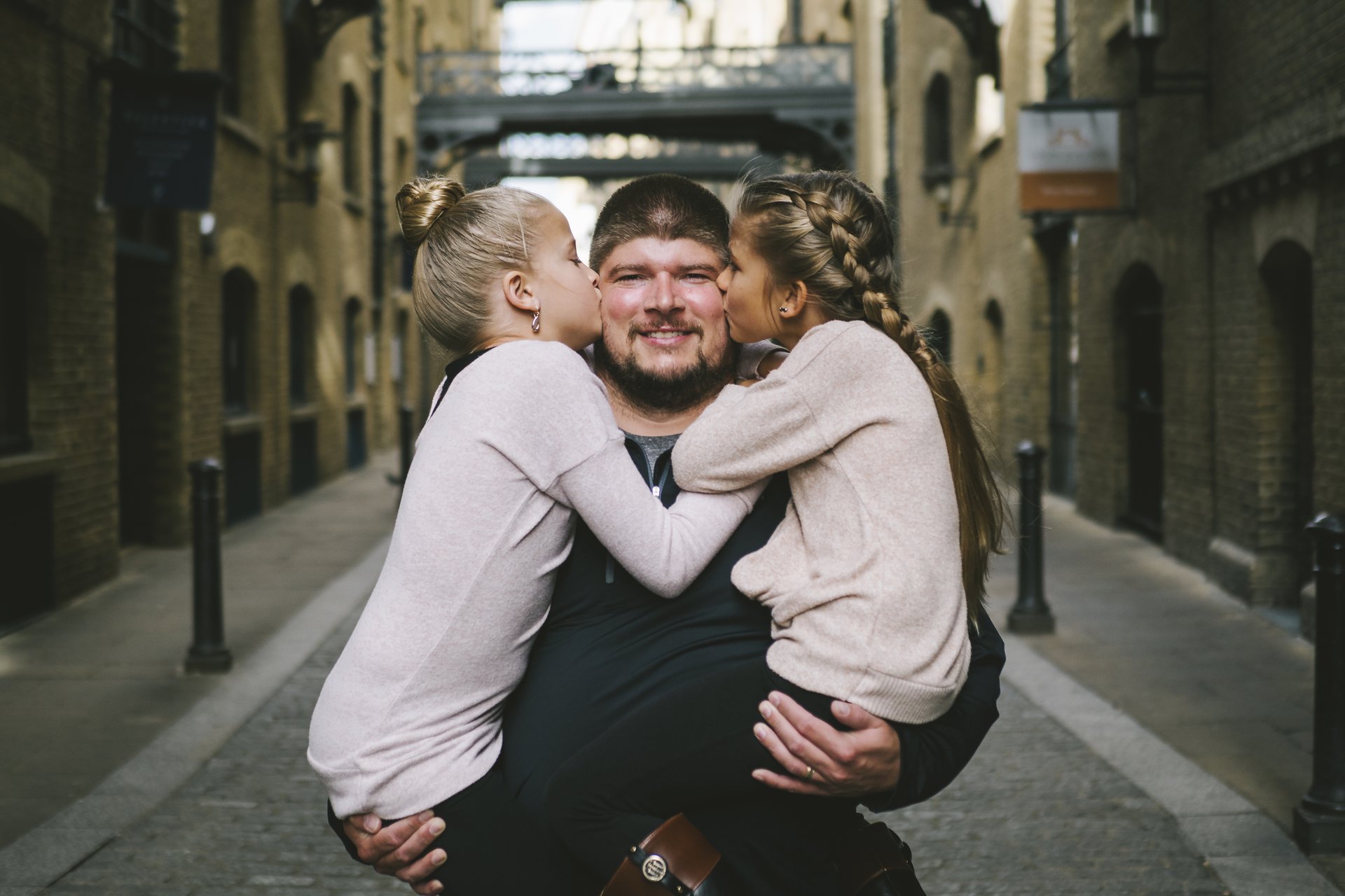 London-United Kingdom-travel-story-Flytographer-3