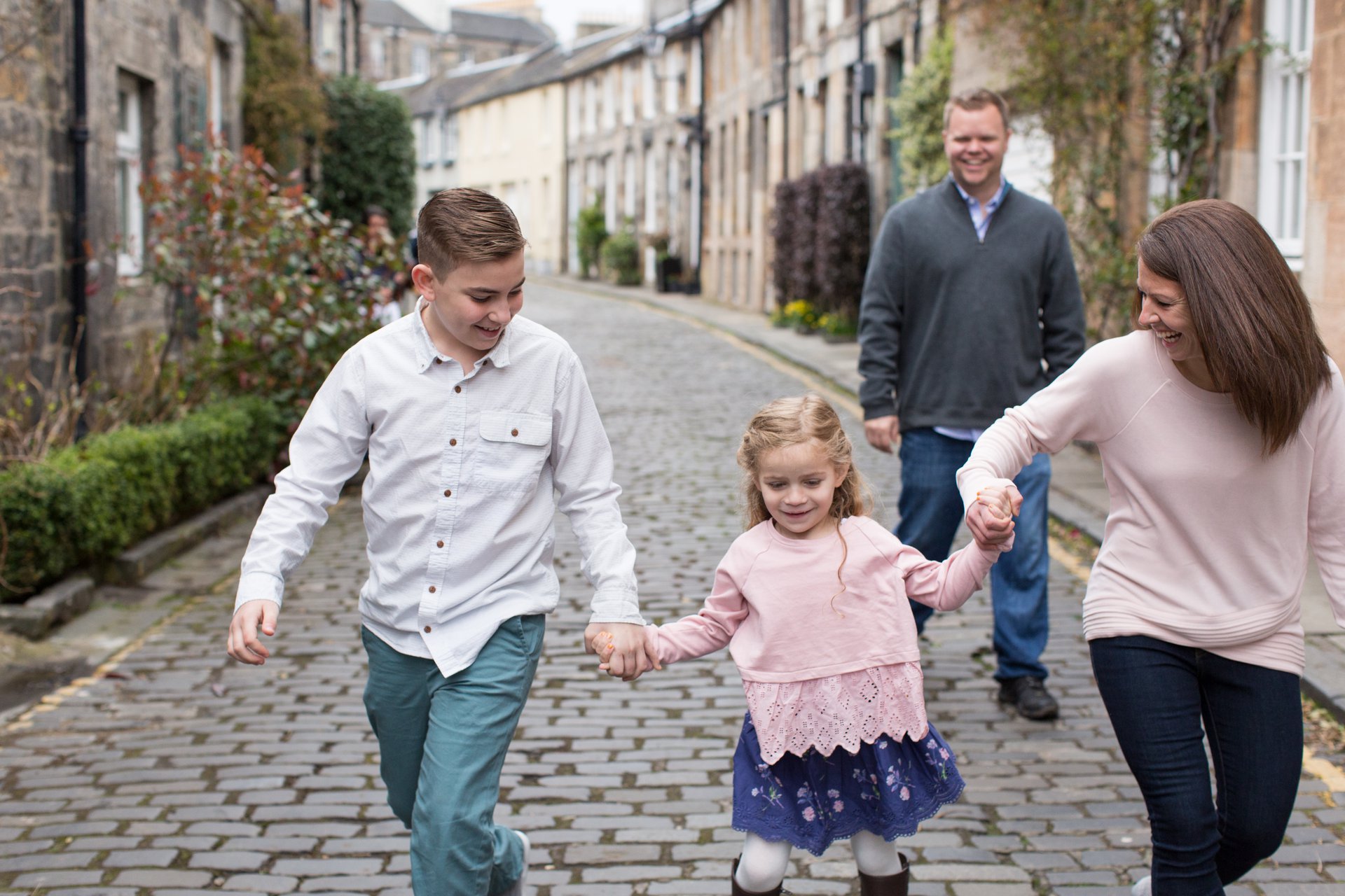 Edinburgh-United Kingdom-travel-story-Flytographer-7