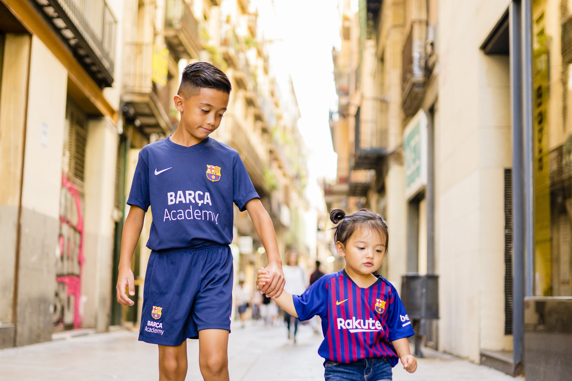 Barcelona-Spain-travel-story-Flytographer-9