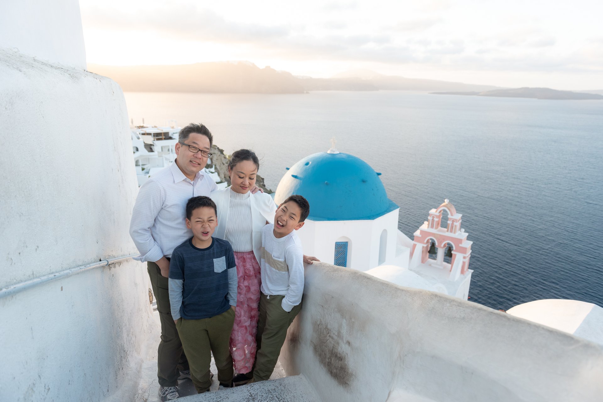 Santorini-Greece-travel-story-Flytographer-18