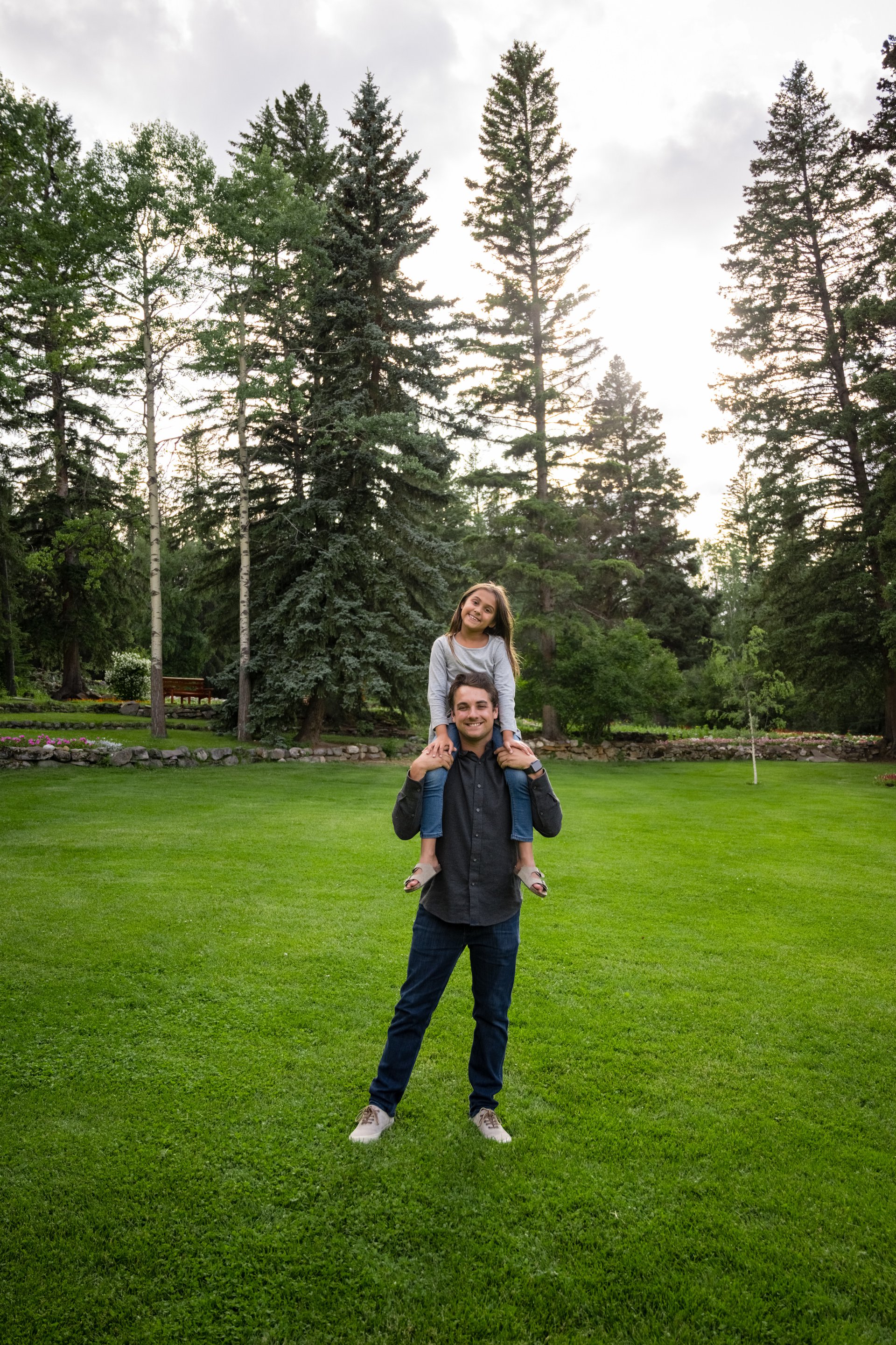 Banff-Canada-travel-story-Flytographer-17