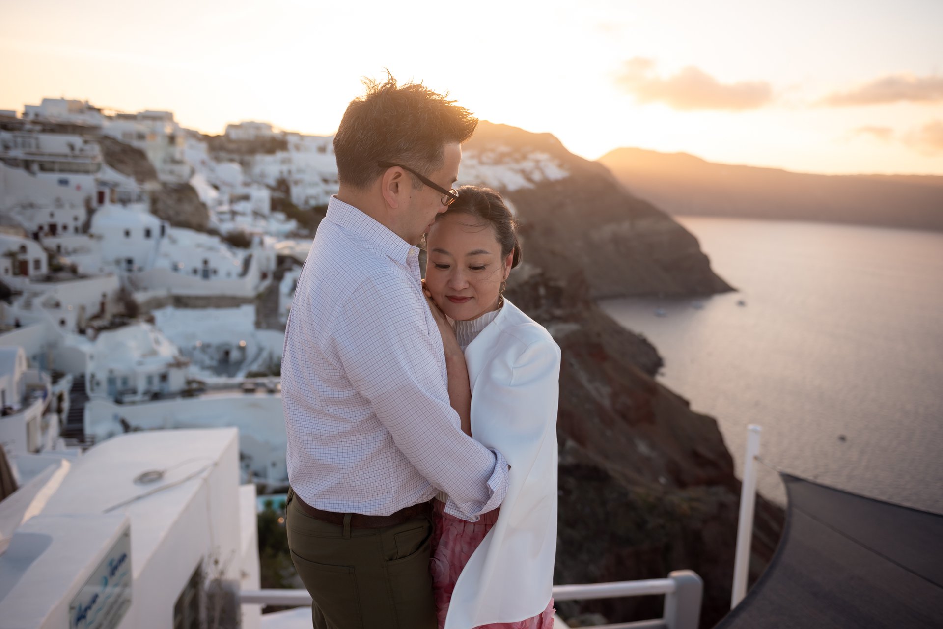 Santorini-Greece-travel-story-Flytographer-11