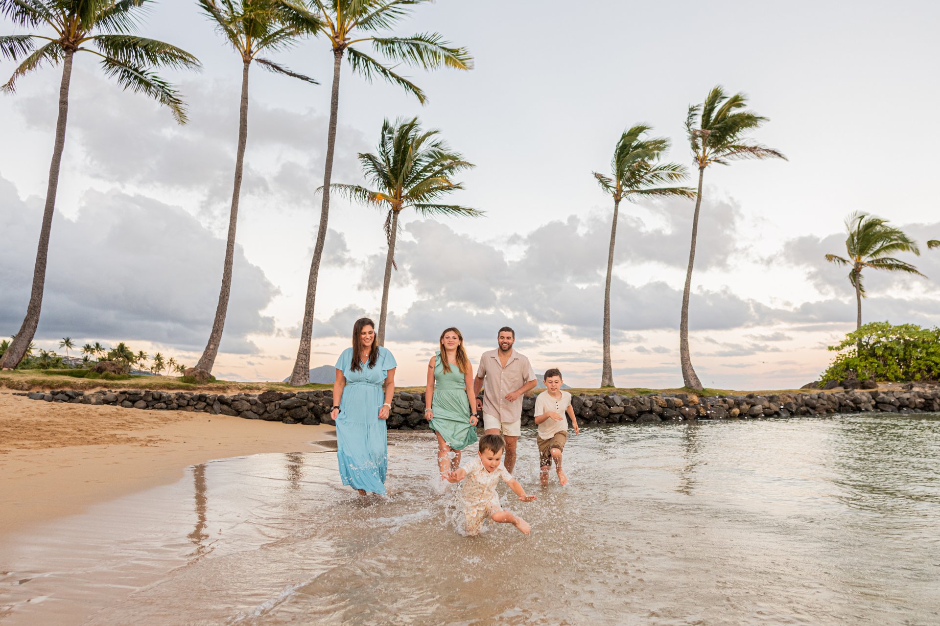 Honolulu-United States-travel-story-Flytographer-50