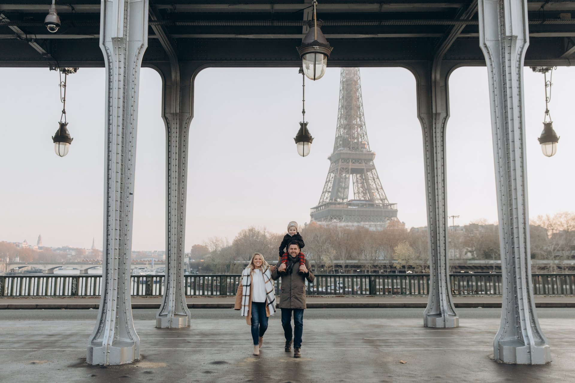 Paris-France-travel-story-Flytographer-12