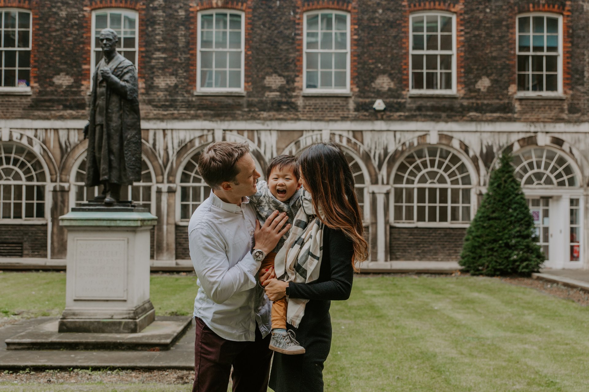 London-United Kingdom-travel-story-Flytographer-4