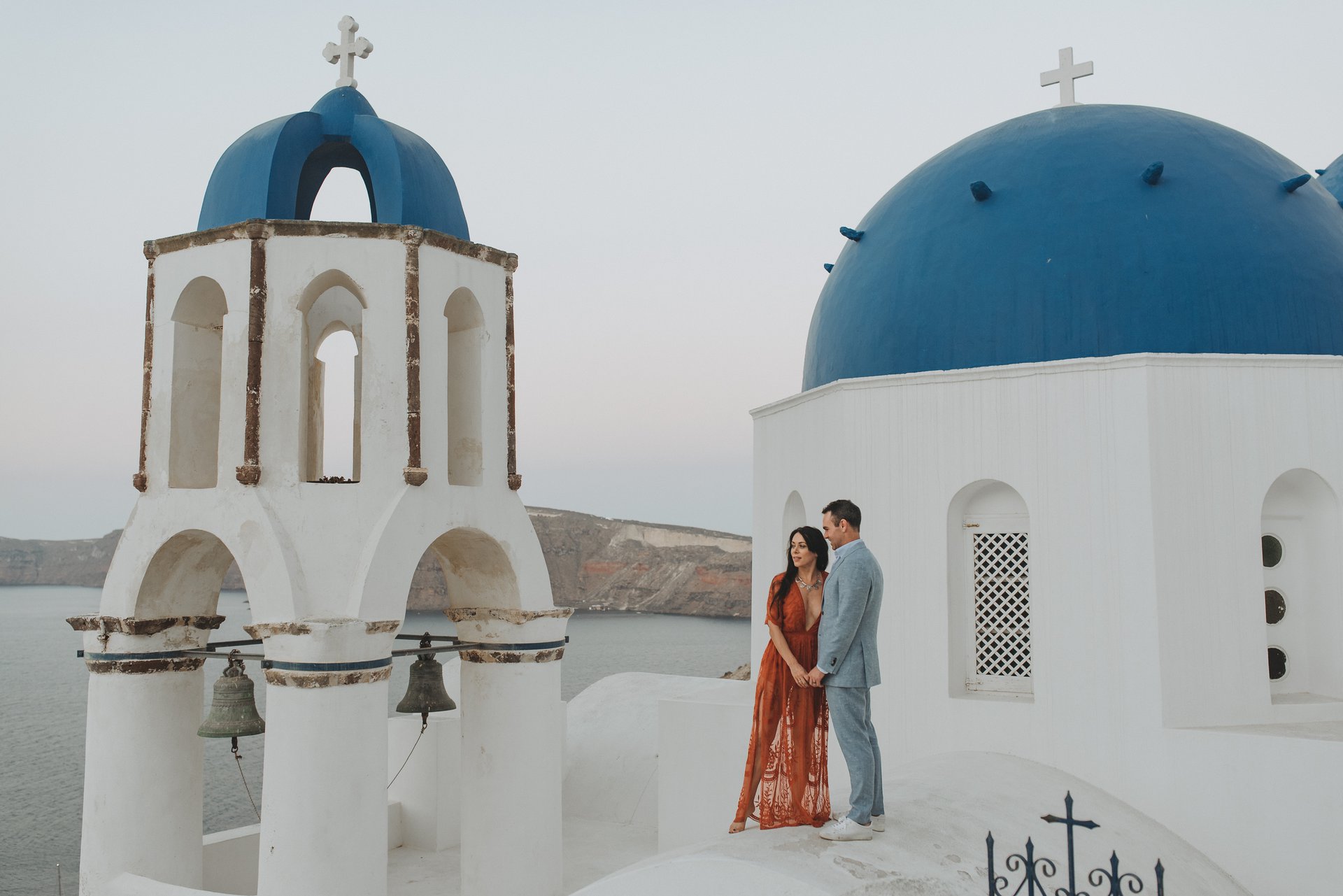 Santorini-Greece-travel-story-Flytographer-14