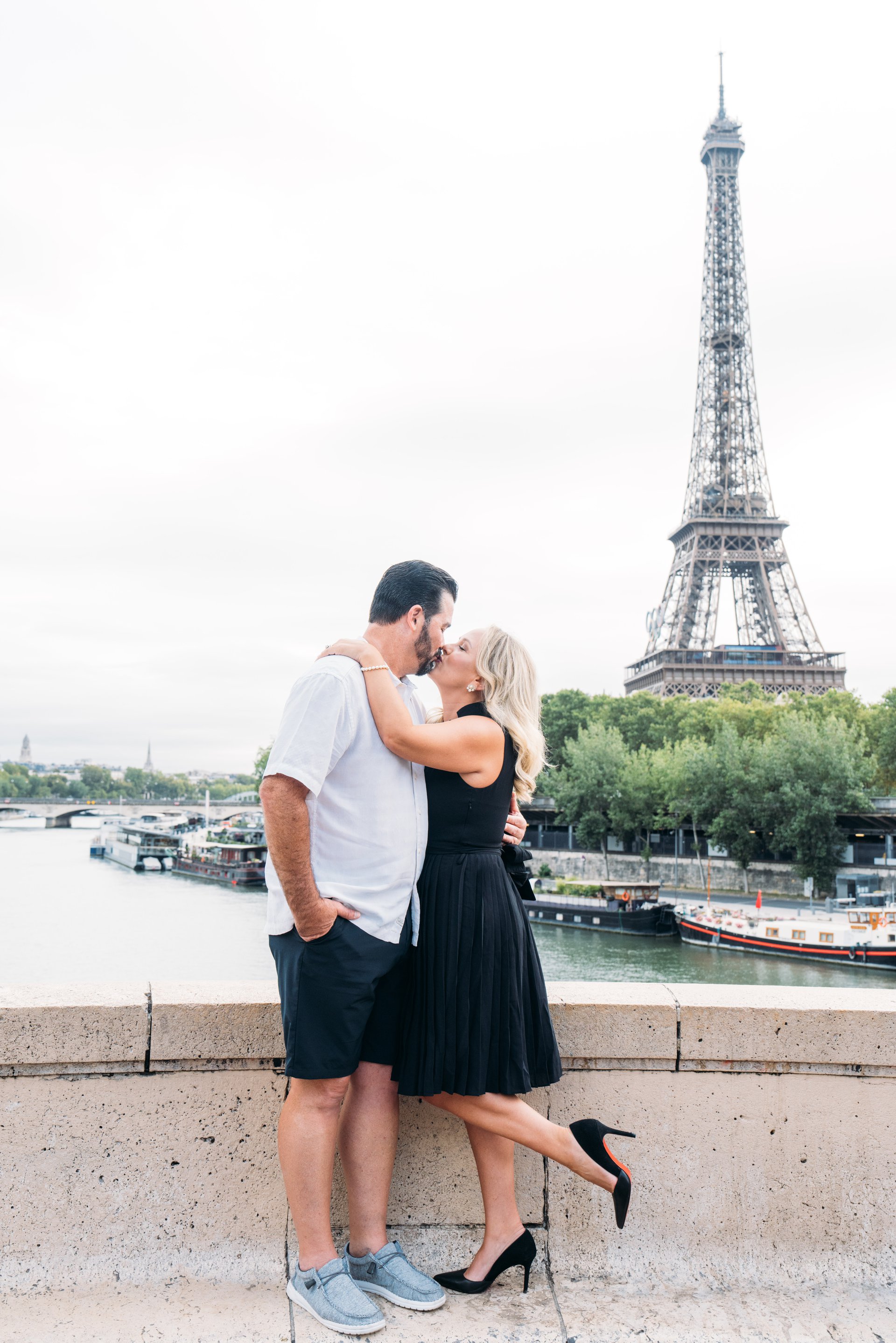 Paris-France-travel-story-Flytographer-1