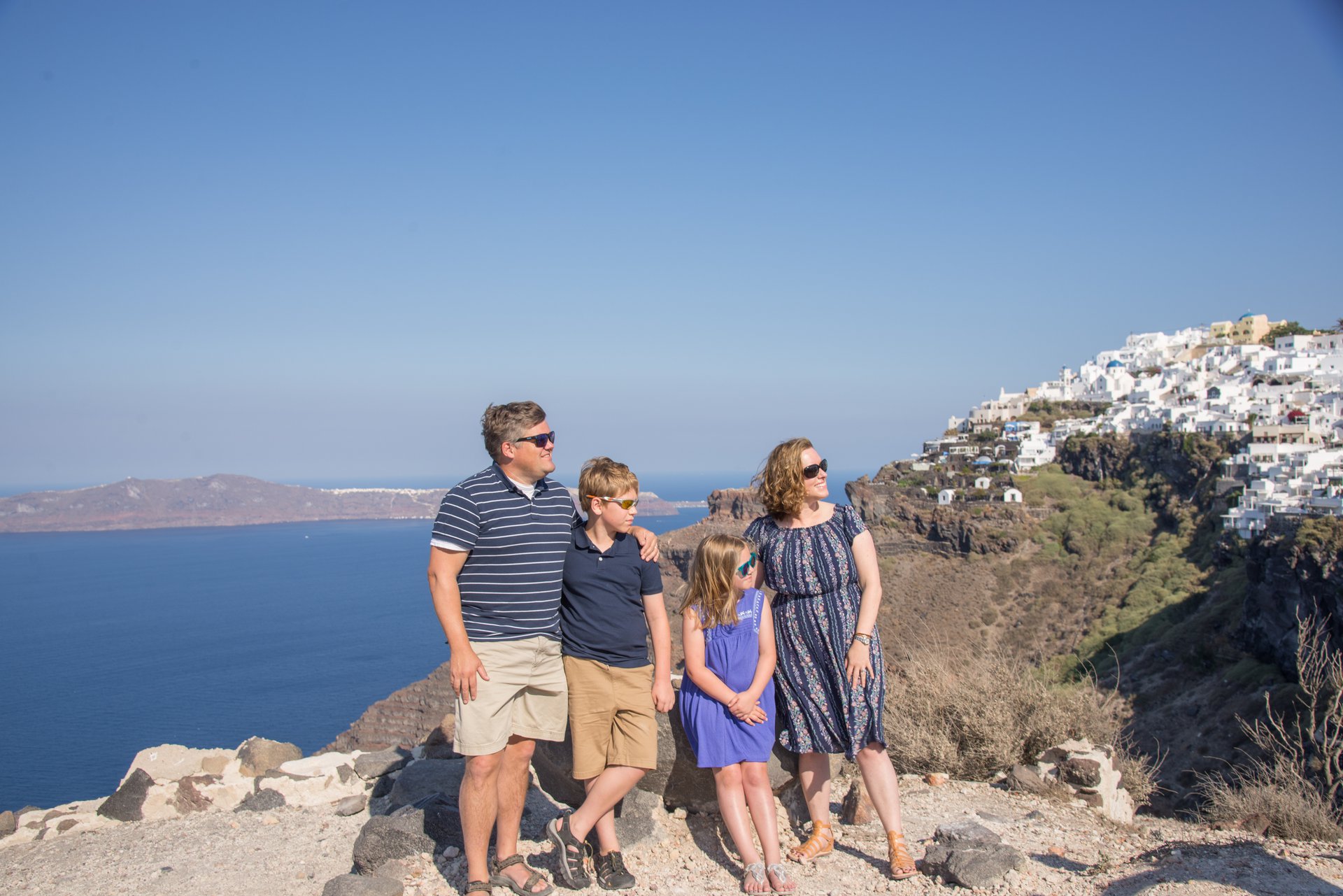 Santorini-Greece-travel-story-Flytographer-6