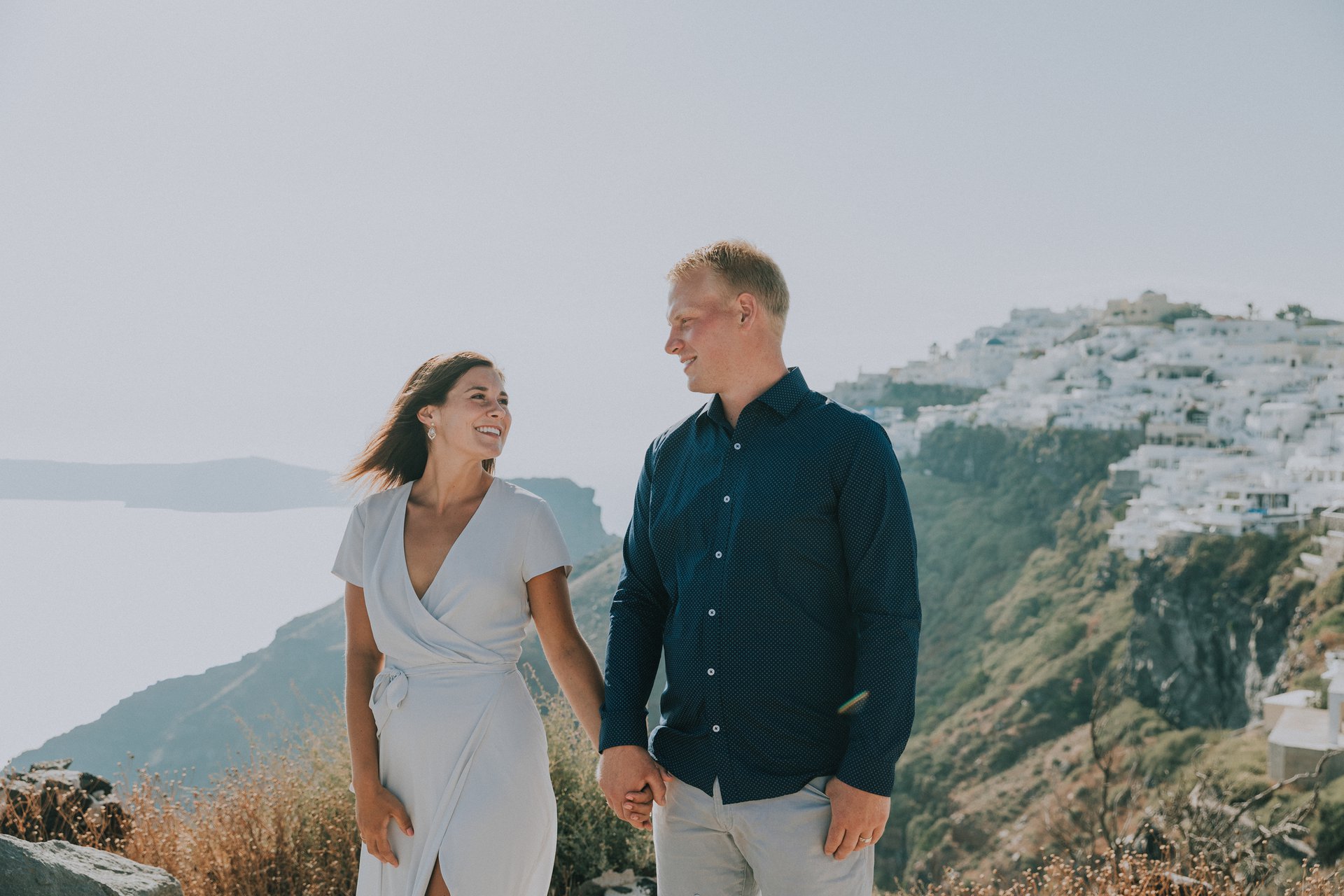 Santorini-Greece-travel-story-Flytographer-8