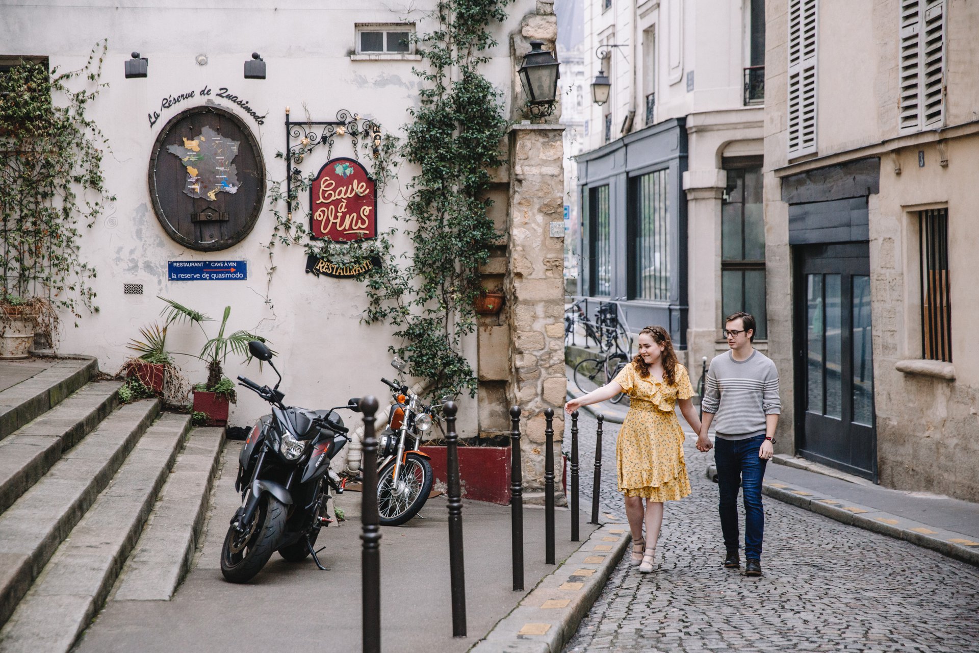 Paris-France-travel-story-Flytographer-16