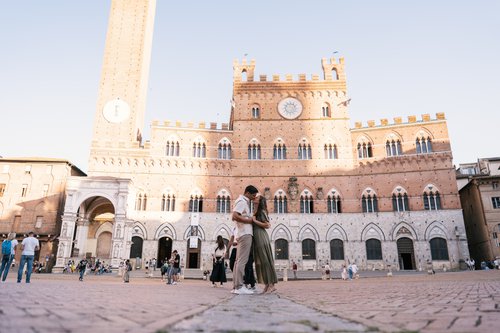 Tuscany photoshoot at Siena