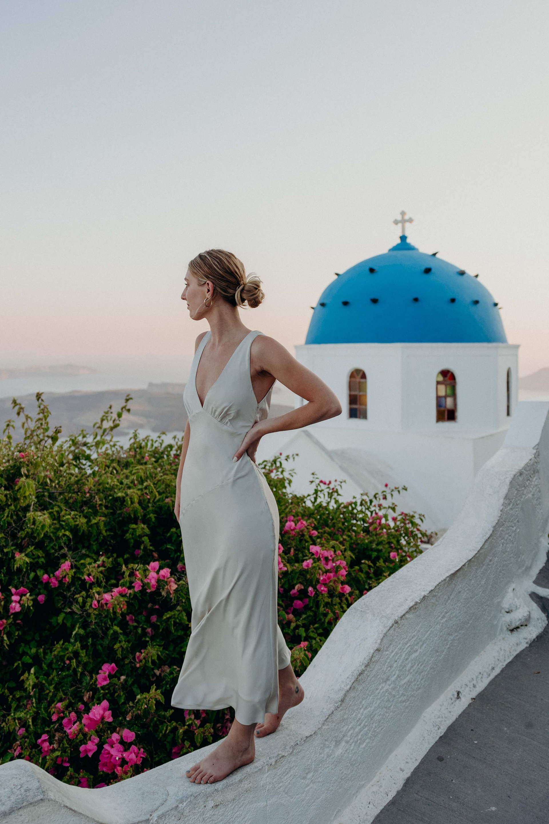 Santorini-Greece-travel-story-Flytographer-26