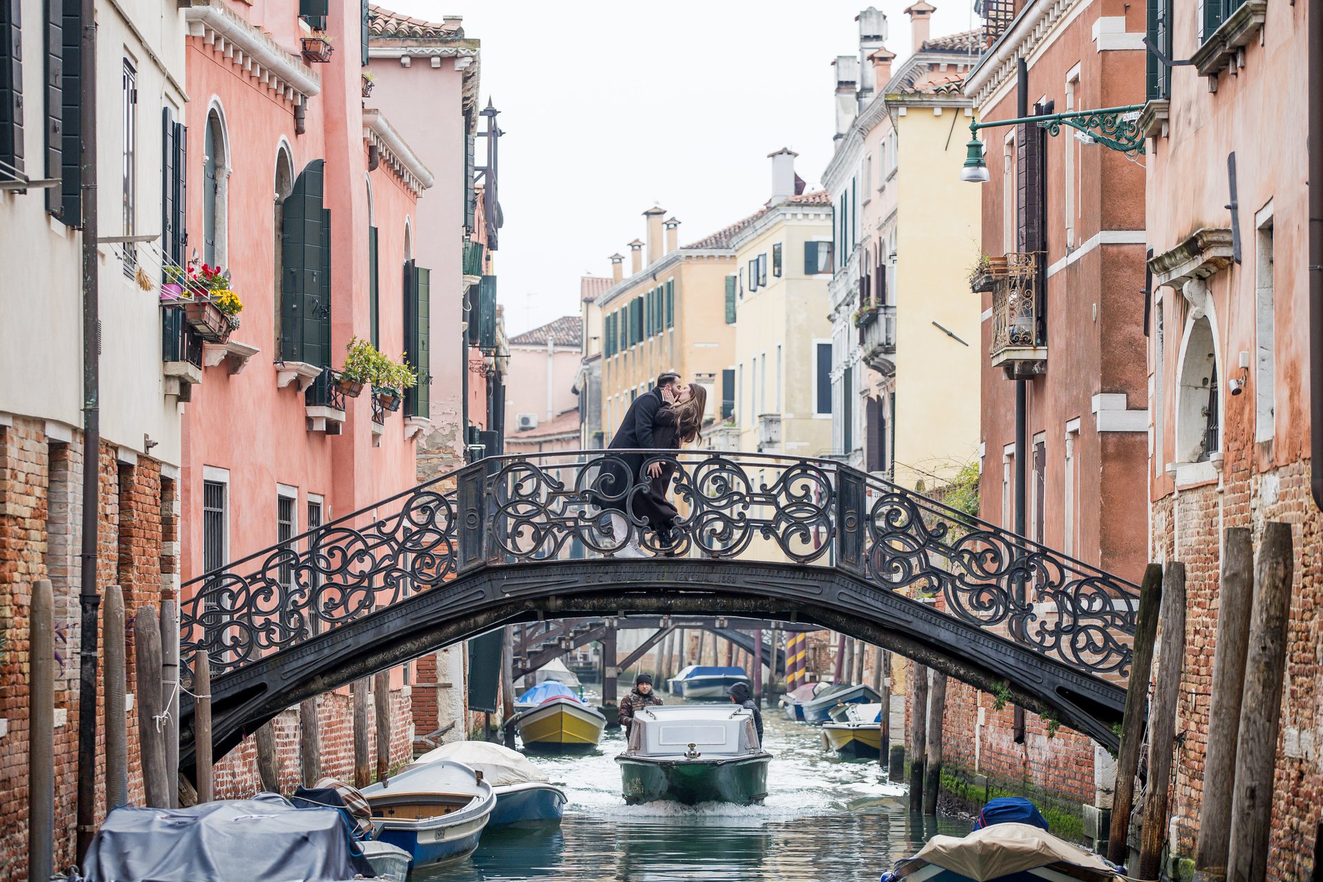 Venice-Italy-travel-story-Flytographer-38
