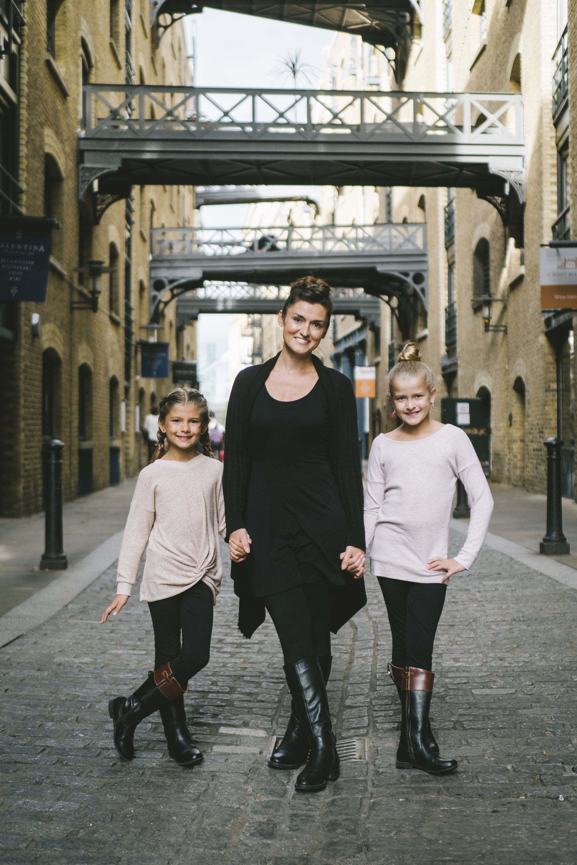 London-United Kingdom-travel-story-Flytographer-11