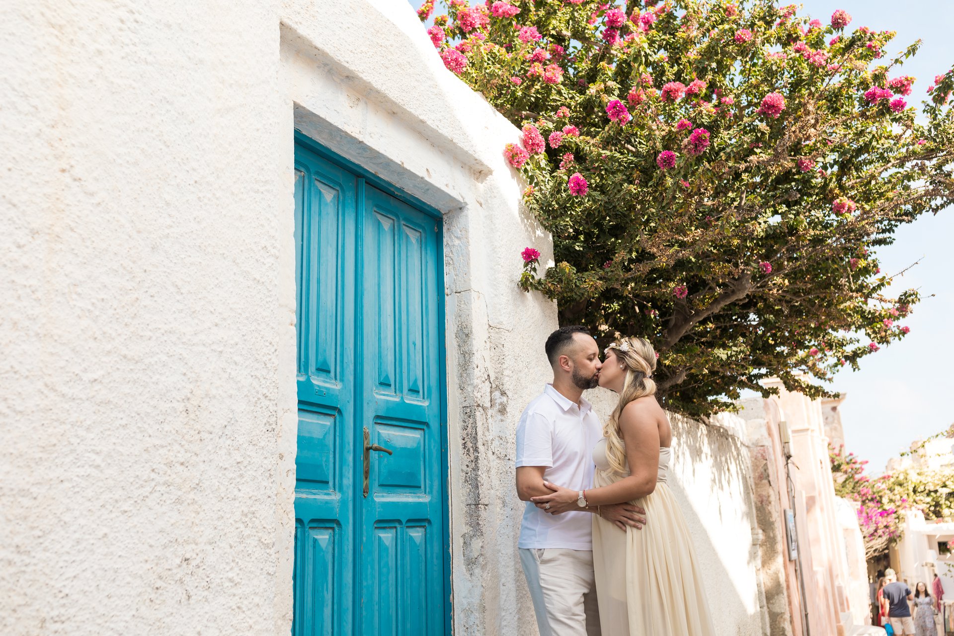 Santorini-Greece-travel-story-Flytographer-8