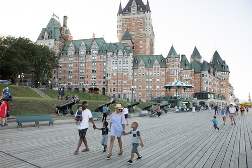 Quebec City photoshoot at Chateau Frontenac