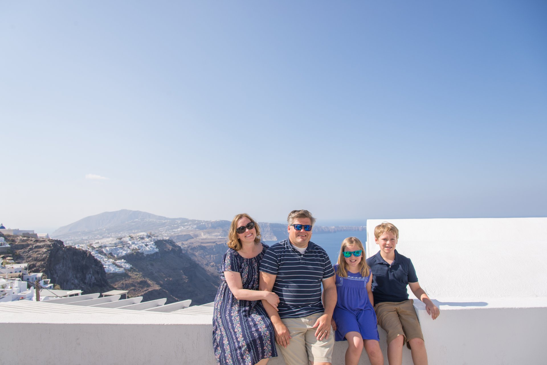 Santorini-Greece-travel-story-Flytographer-8