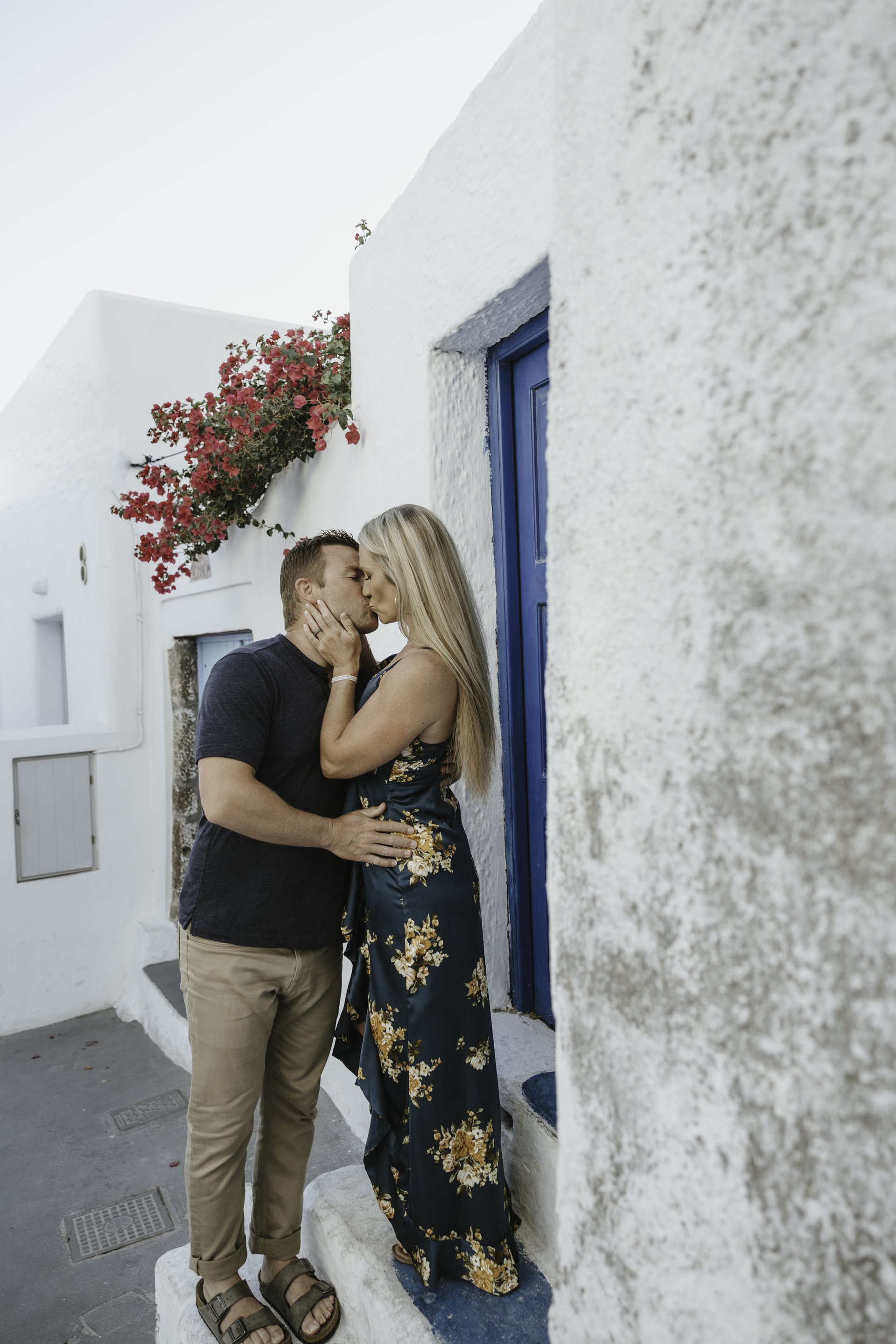 Santorini-Greece-travel-story-Flytographer-3