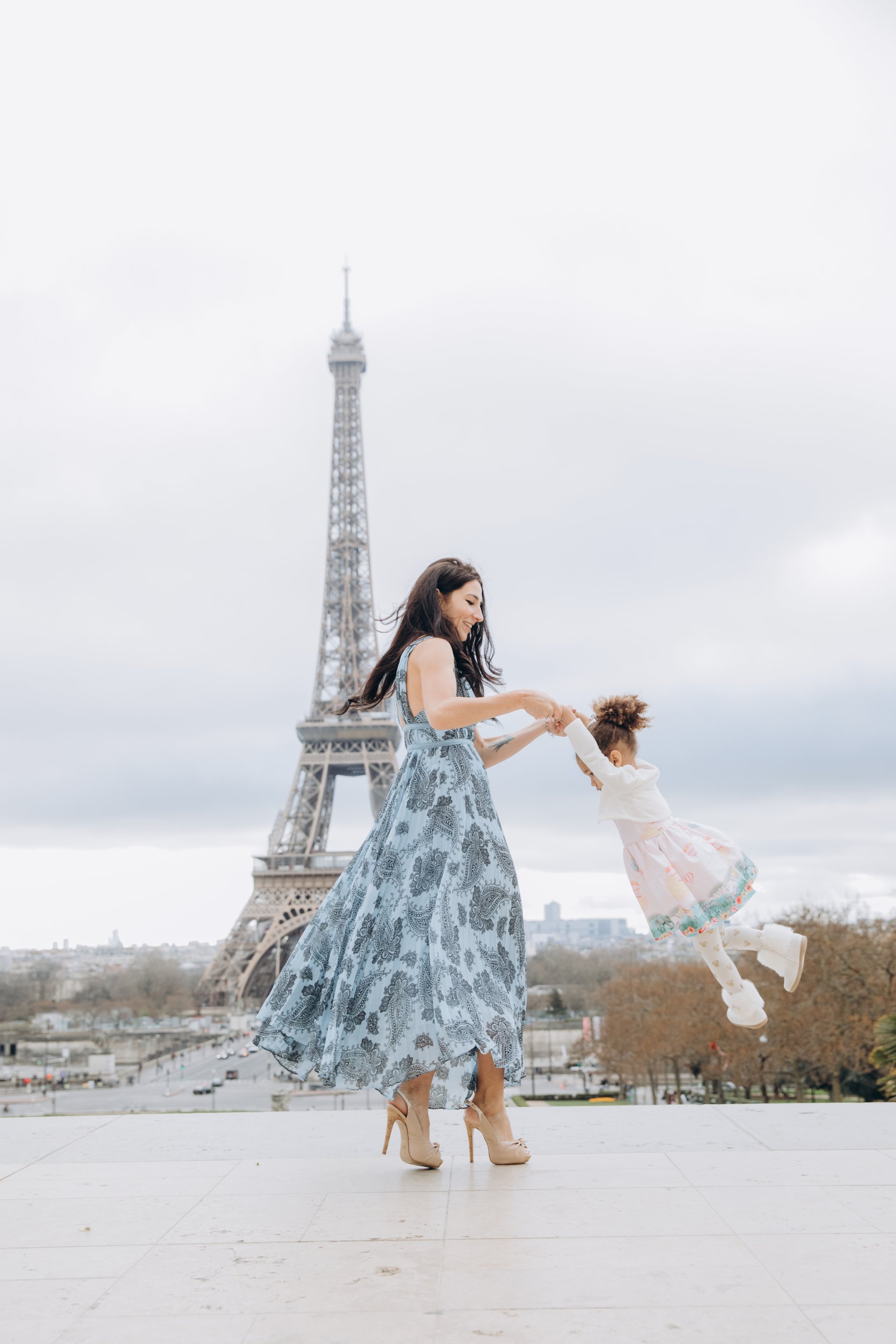 Paris-France-travel-story-Flytographer-12