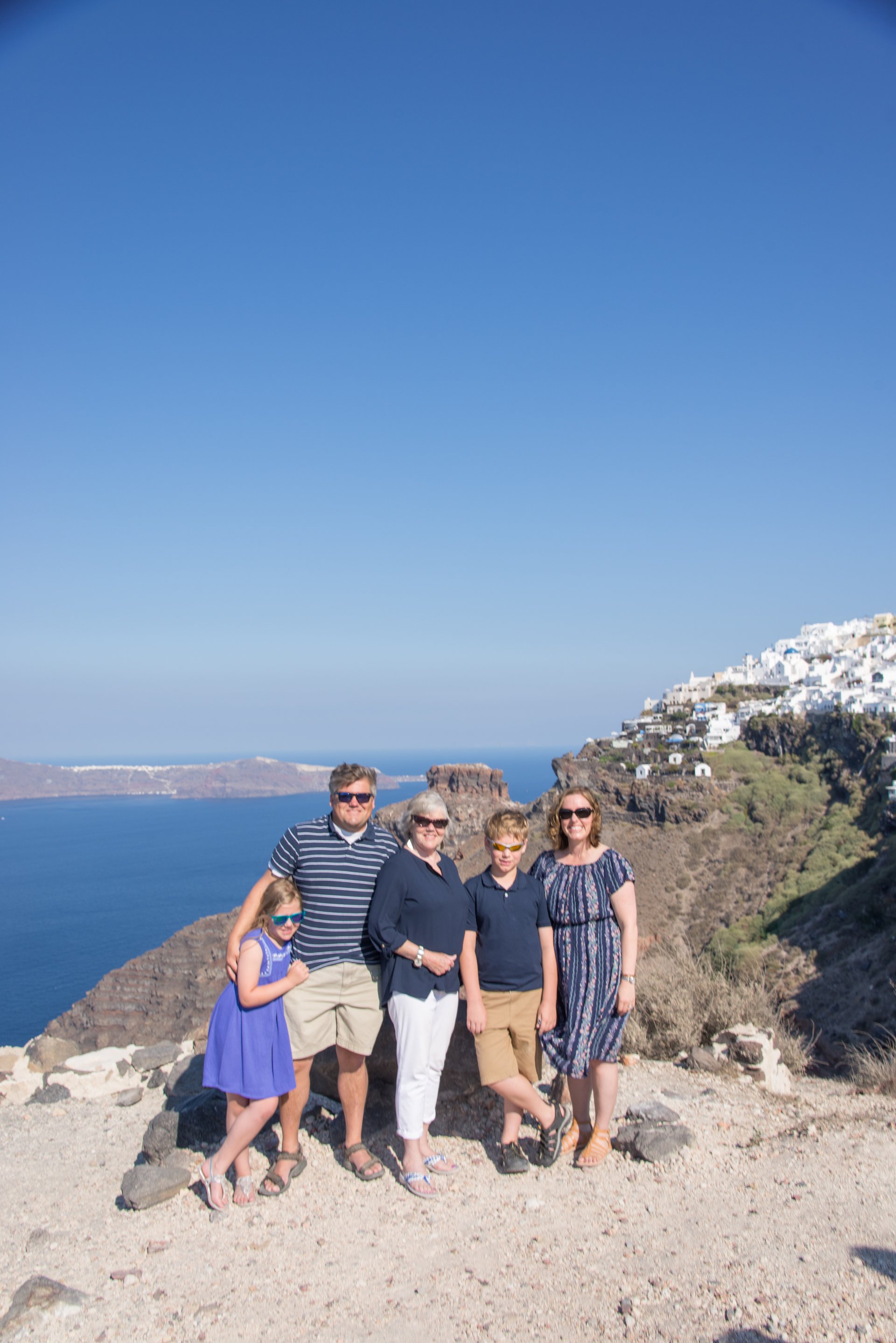 Santorini-Greece-travel-story-Flytographer-7