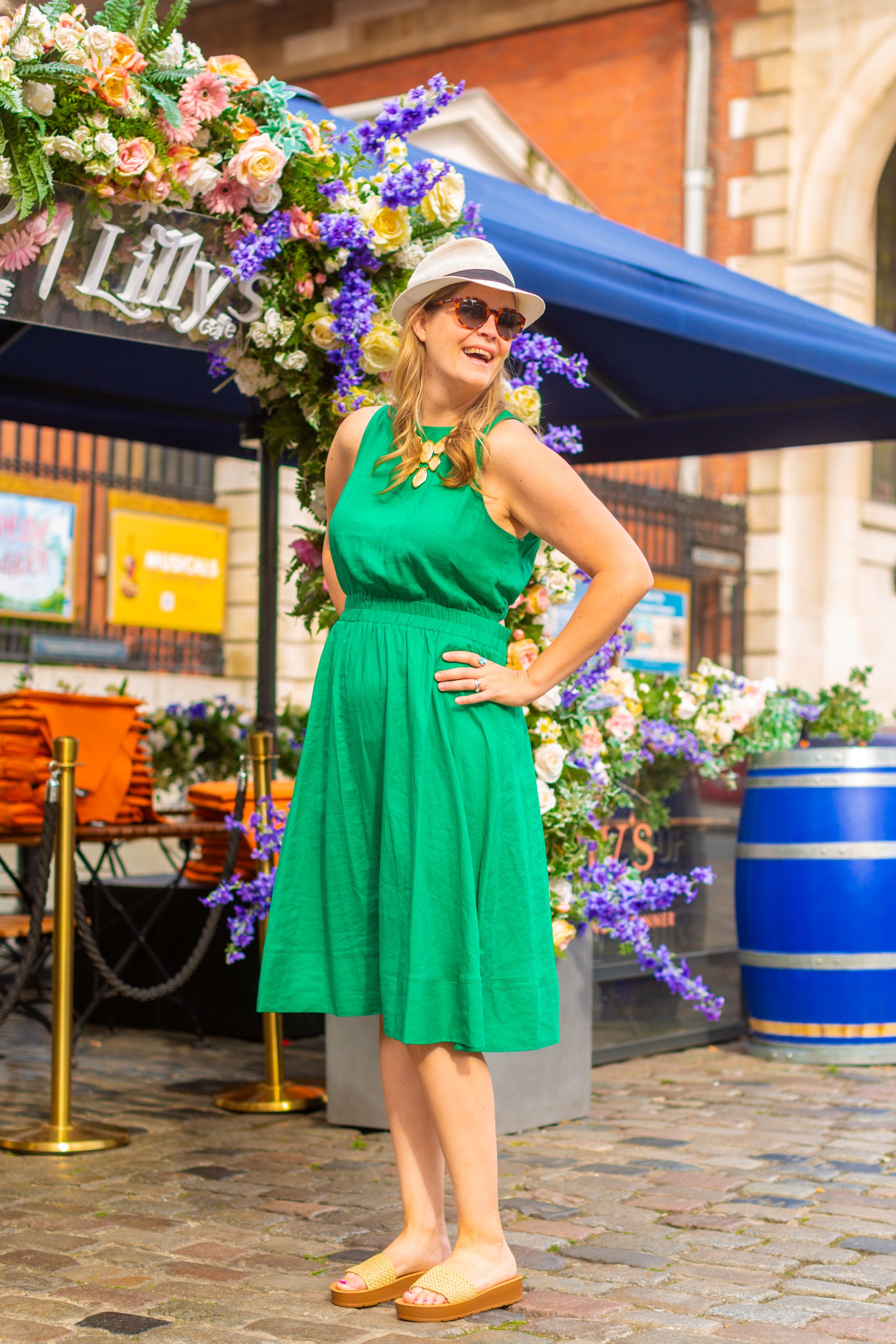 London-United Kingdom-travel-story-Flytographer-3