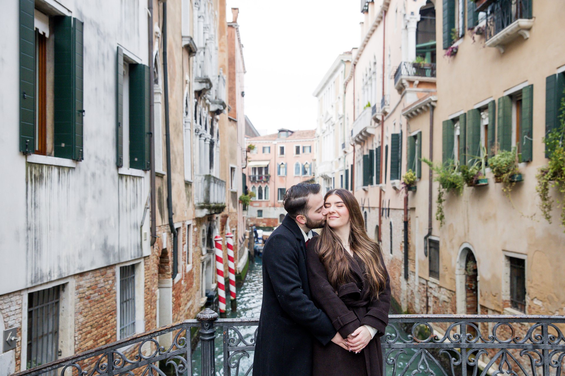 Venice-Italy-travel-story-Flytographer-47