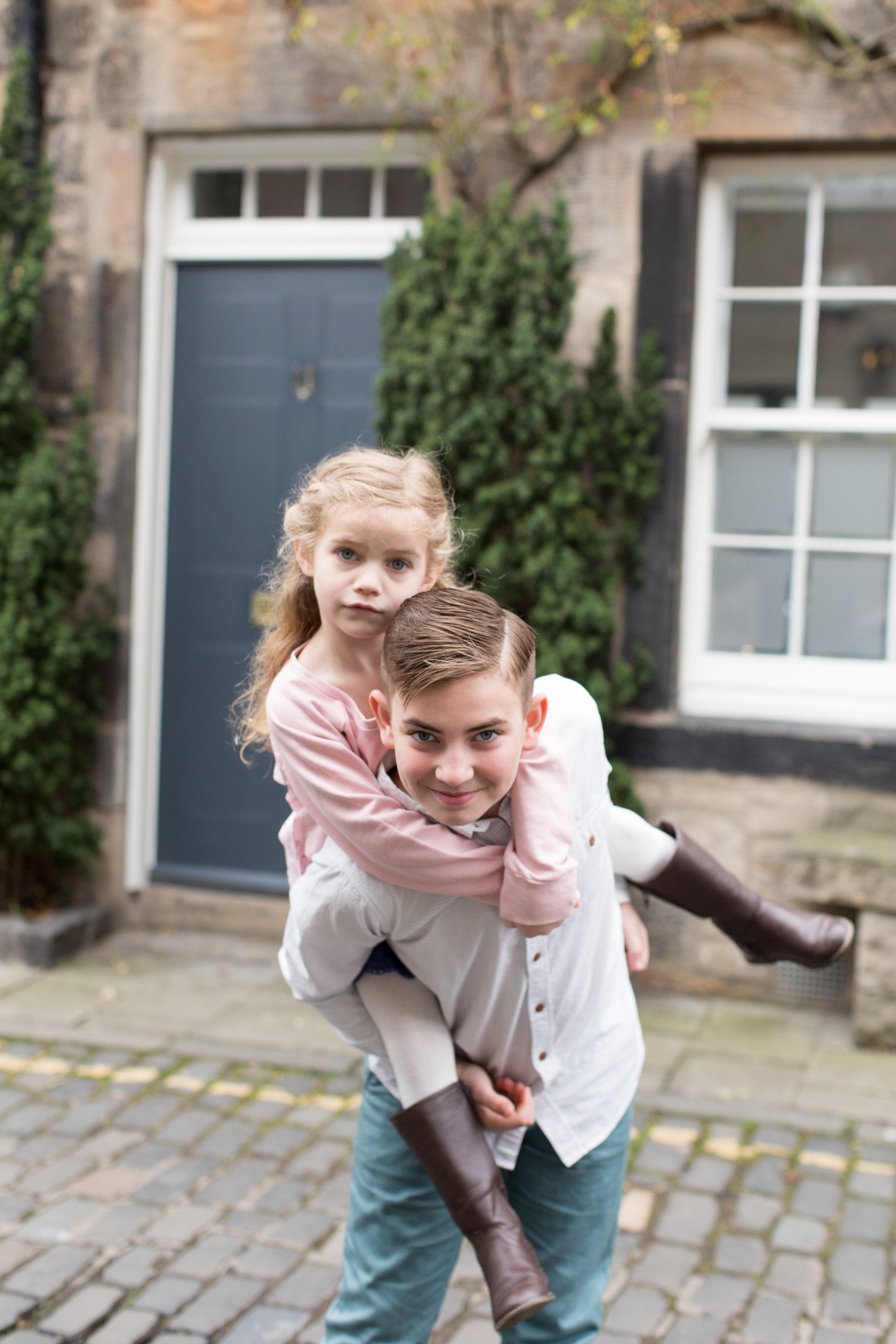 Edinburgh-United Kingdom-travel-story-Flytographer-14