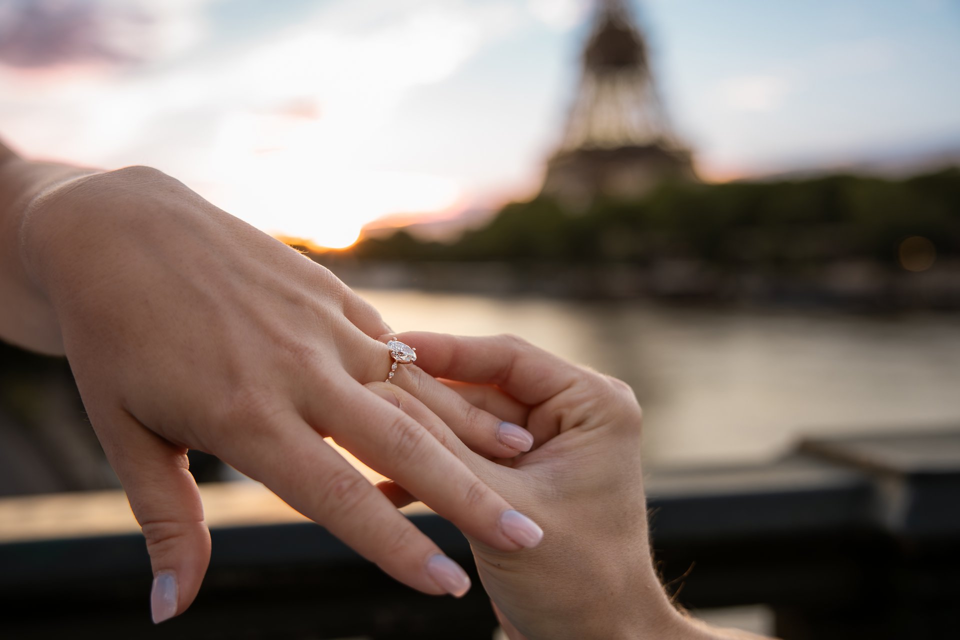 Paris-France-travel-story-Flytographer-22