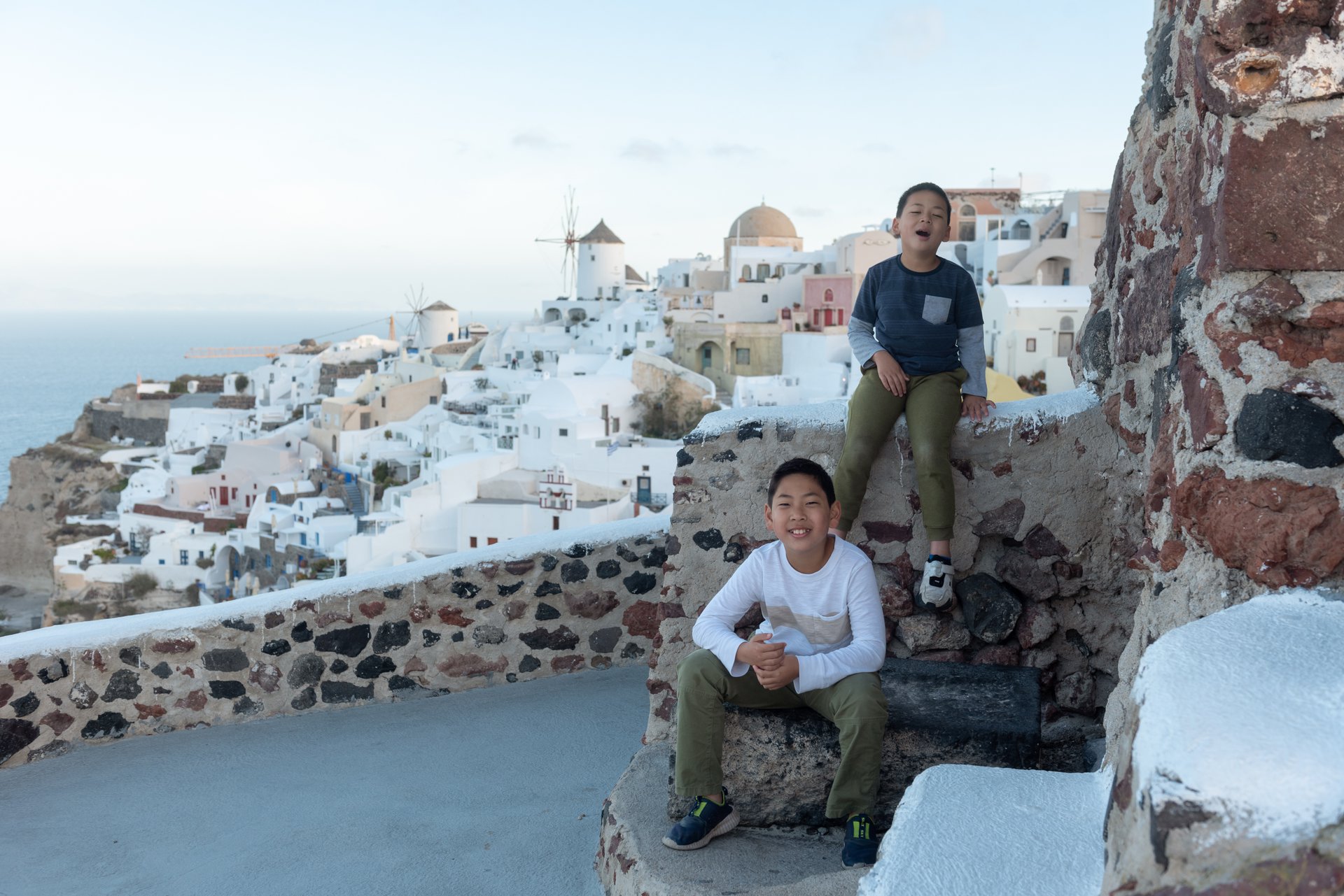 Santorini-Greece-travel-story-Flytographer-30