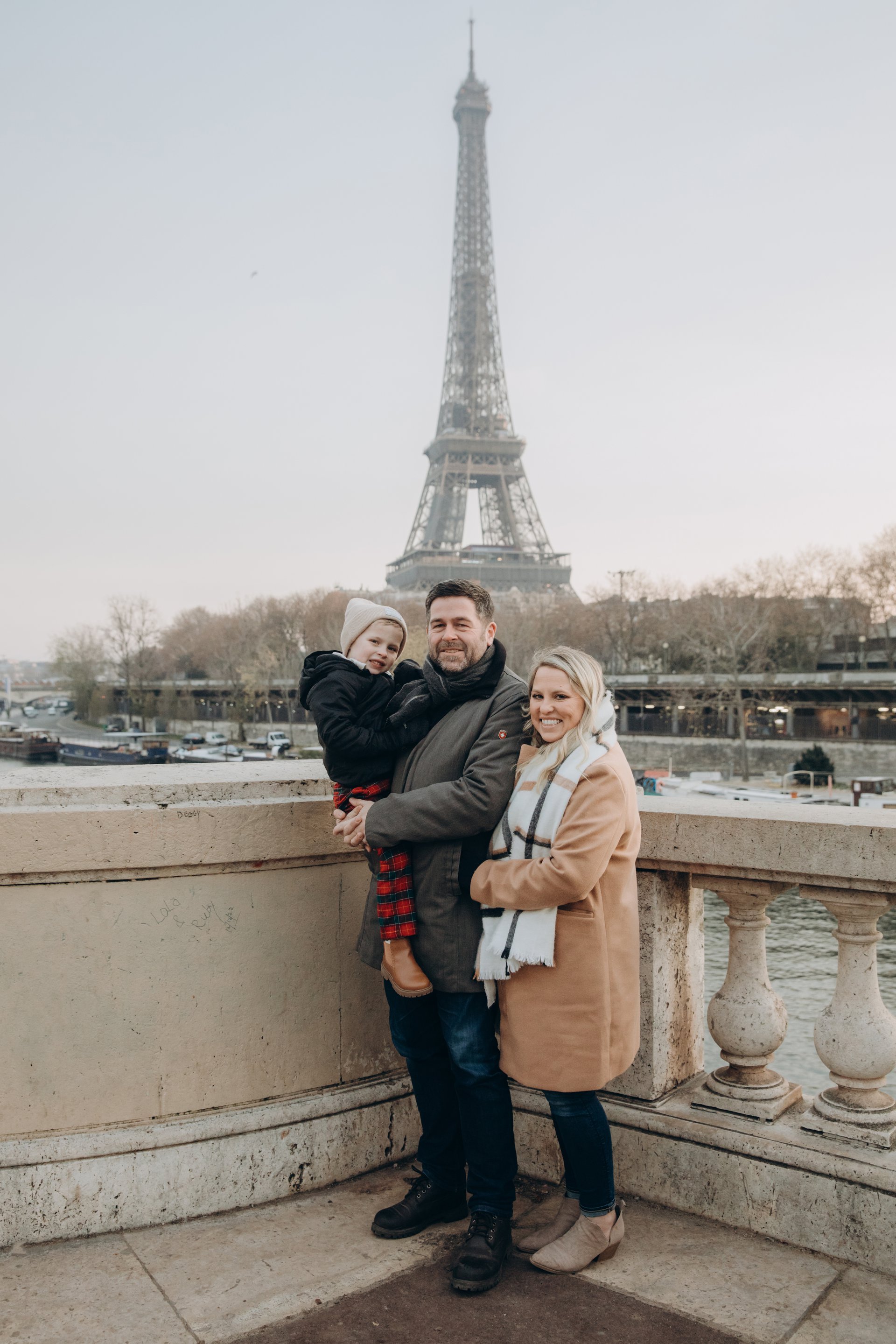 Paris-France-travel-story-Flytographer-3