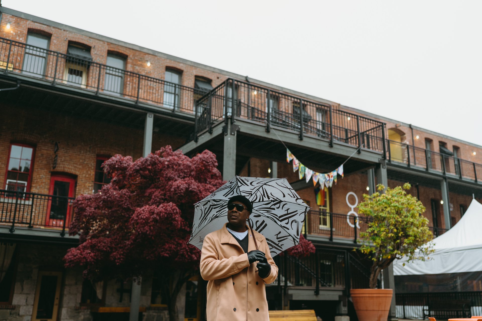 Victoria-Canada-travel-story-Flytographer-10