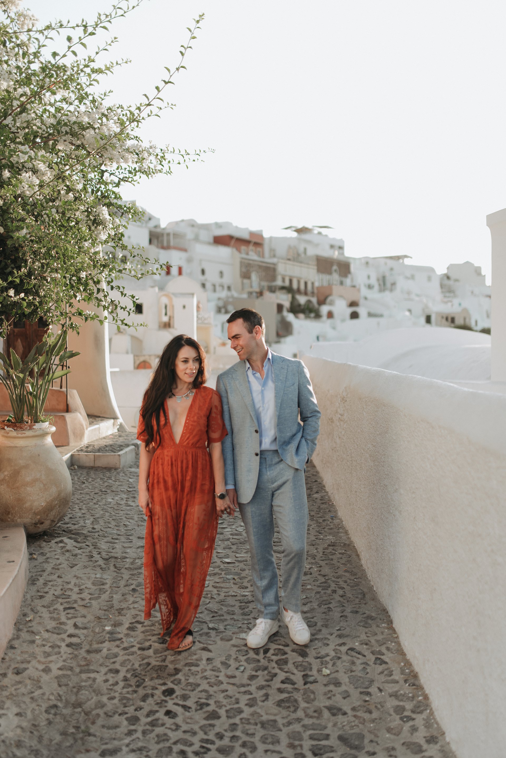 Santorini-Greece-travel-story-Flytographer-28