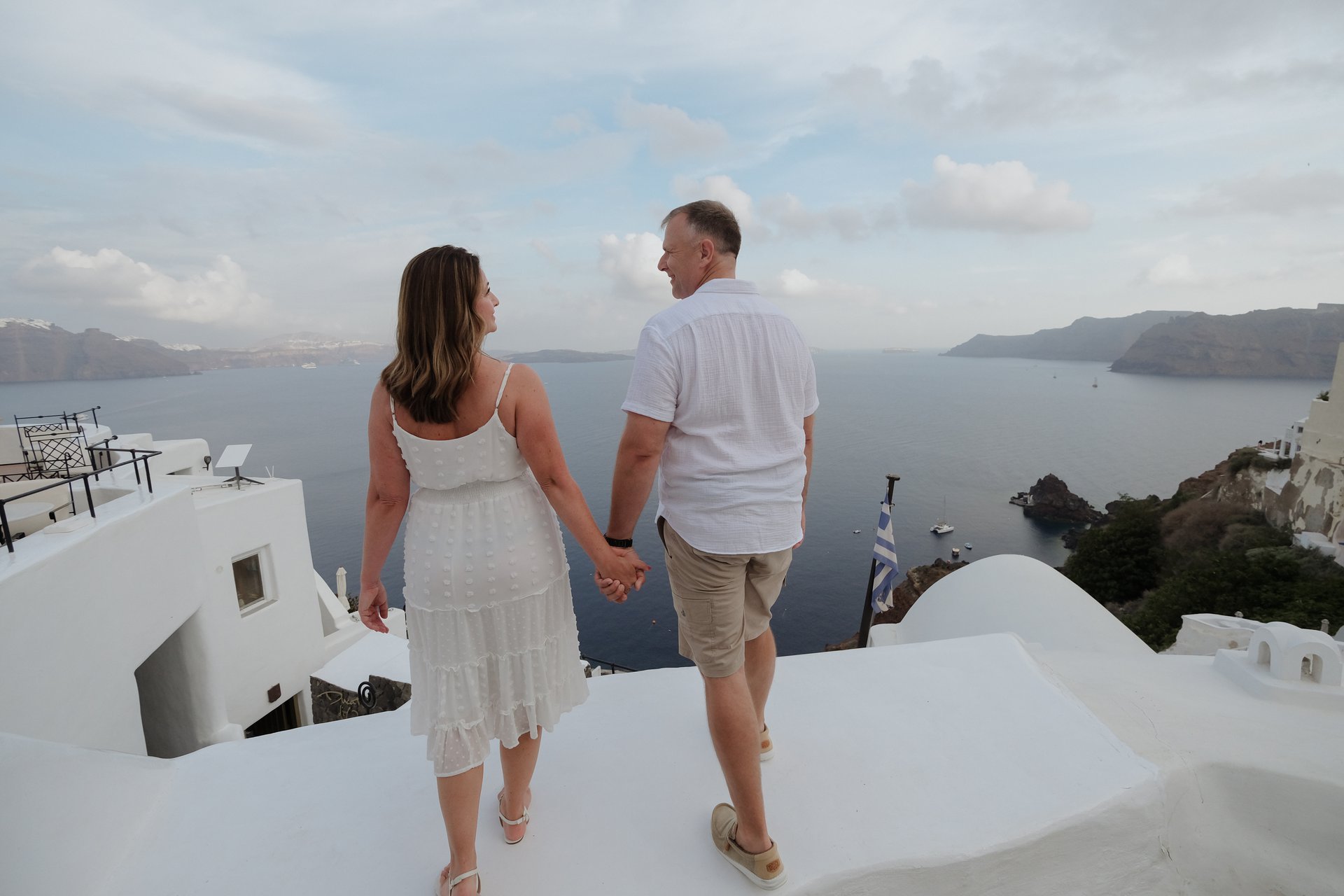 Santorini-Greece-travel-story-Flytographer-9