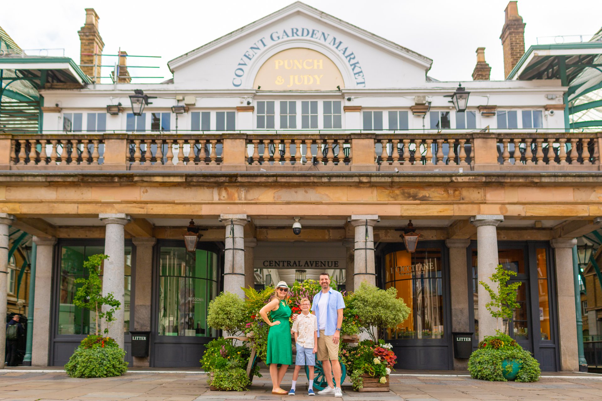 London-United Kingdom-travel-story-Flytographer-1