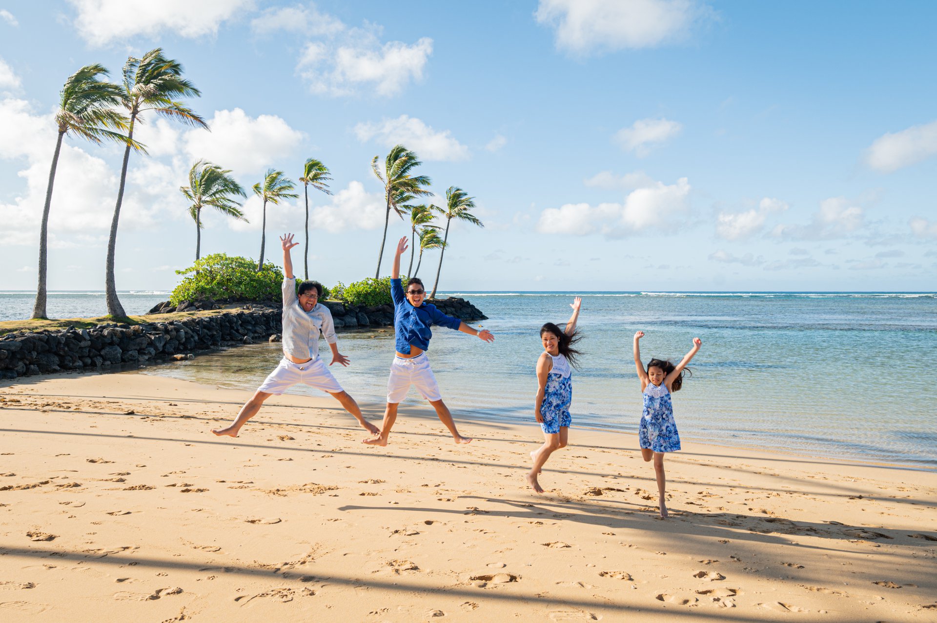 Honolulu-United States-travel-story-Flytographer-25