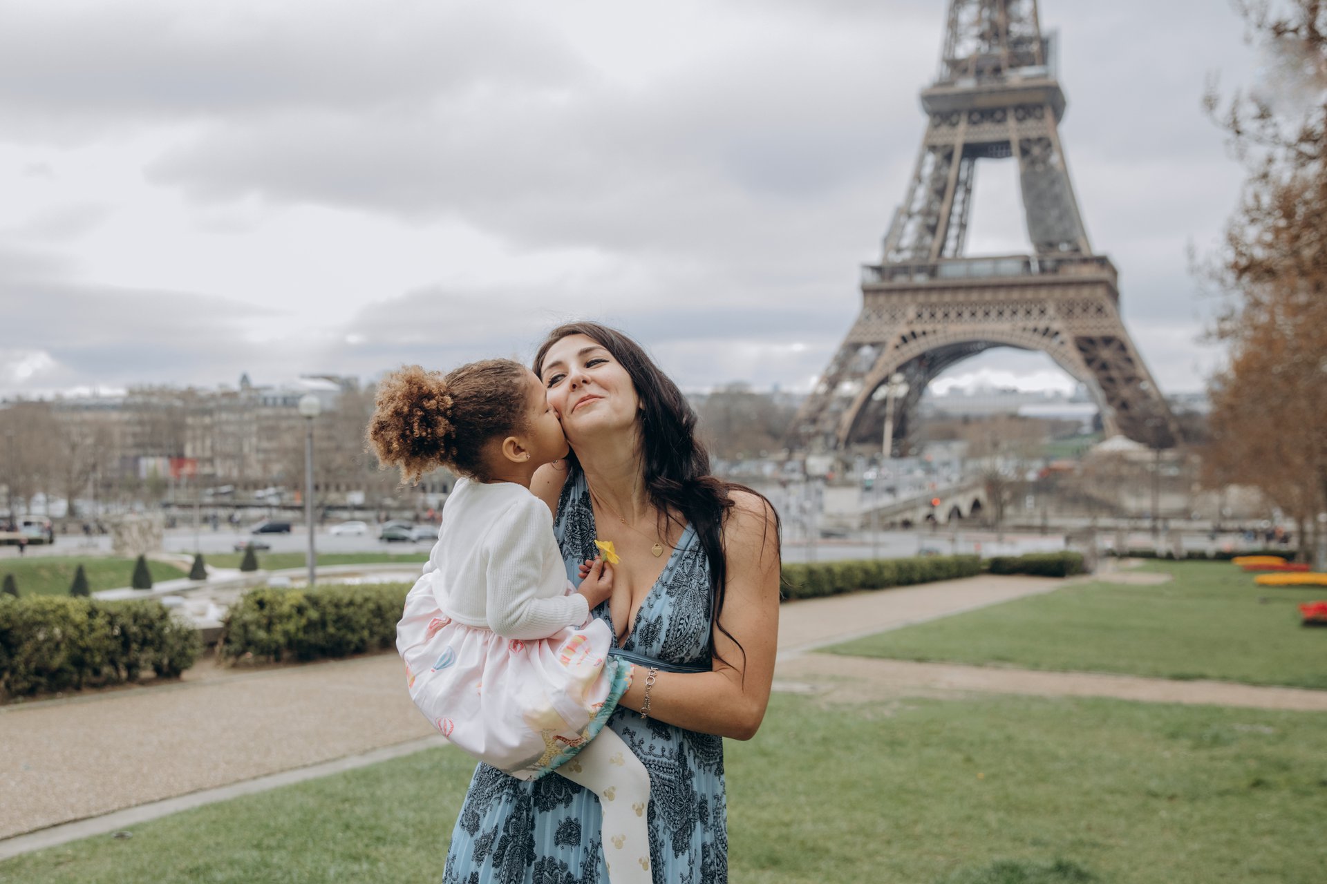 Paris-France-travel-story-Flytographer-26