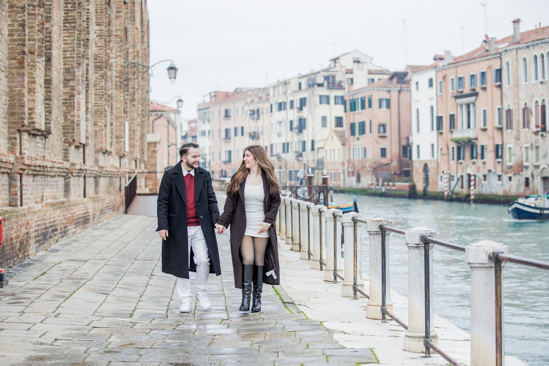 Venice-Italy-travel-story-Flytographer-20
