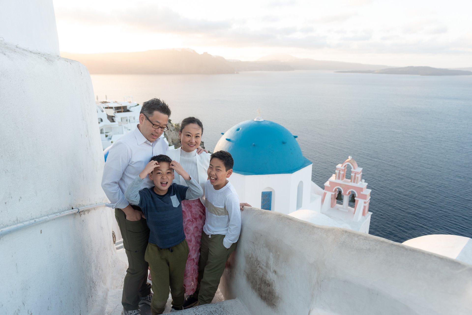 Santorini-Greece-travel-story-Flytographer-17