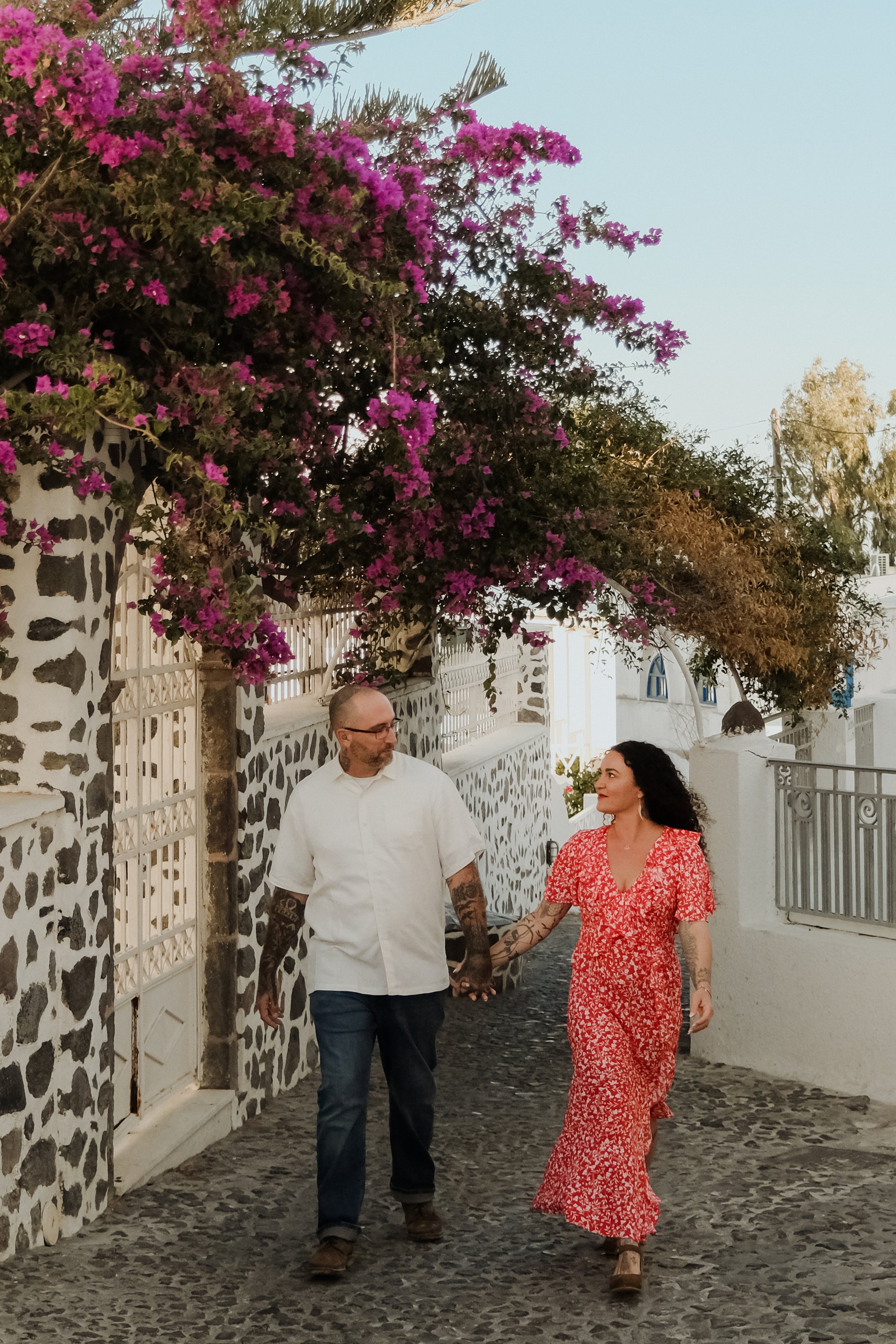 Santorini-Greece-travel-story-Flytographer-1