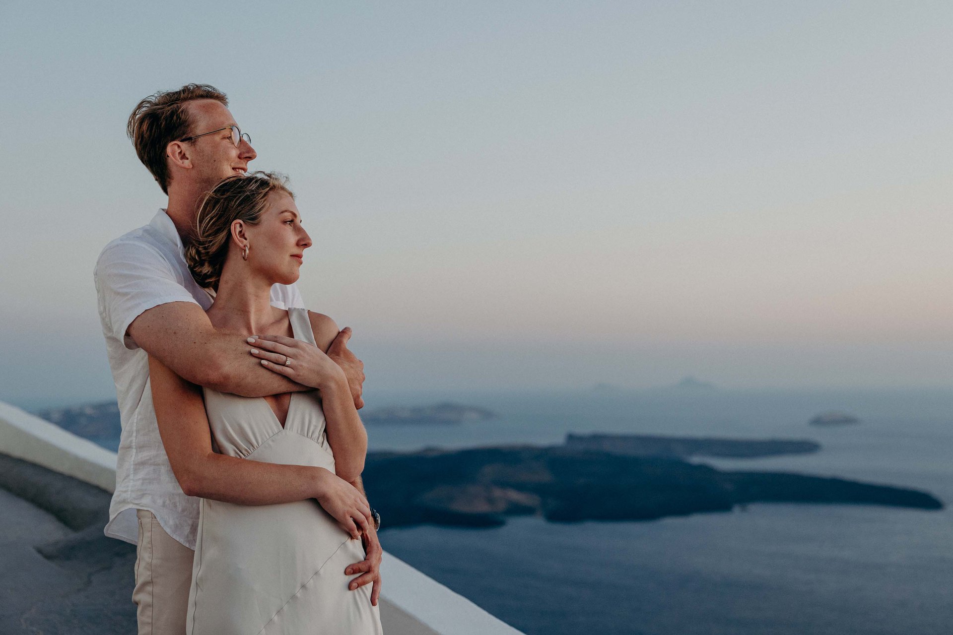 Santorini-Greece-travel-story-Flytographer-54