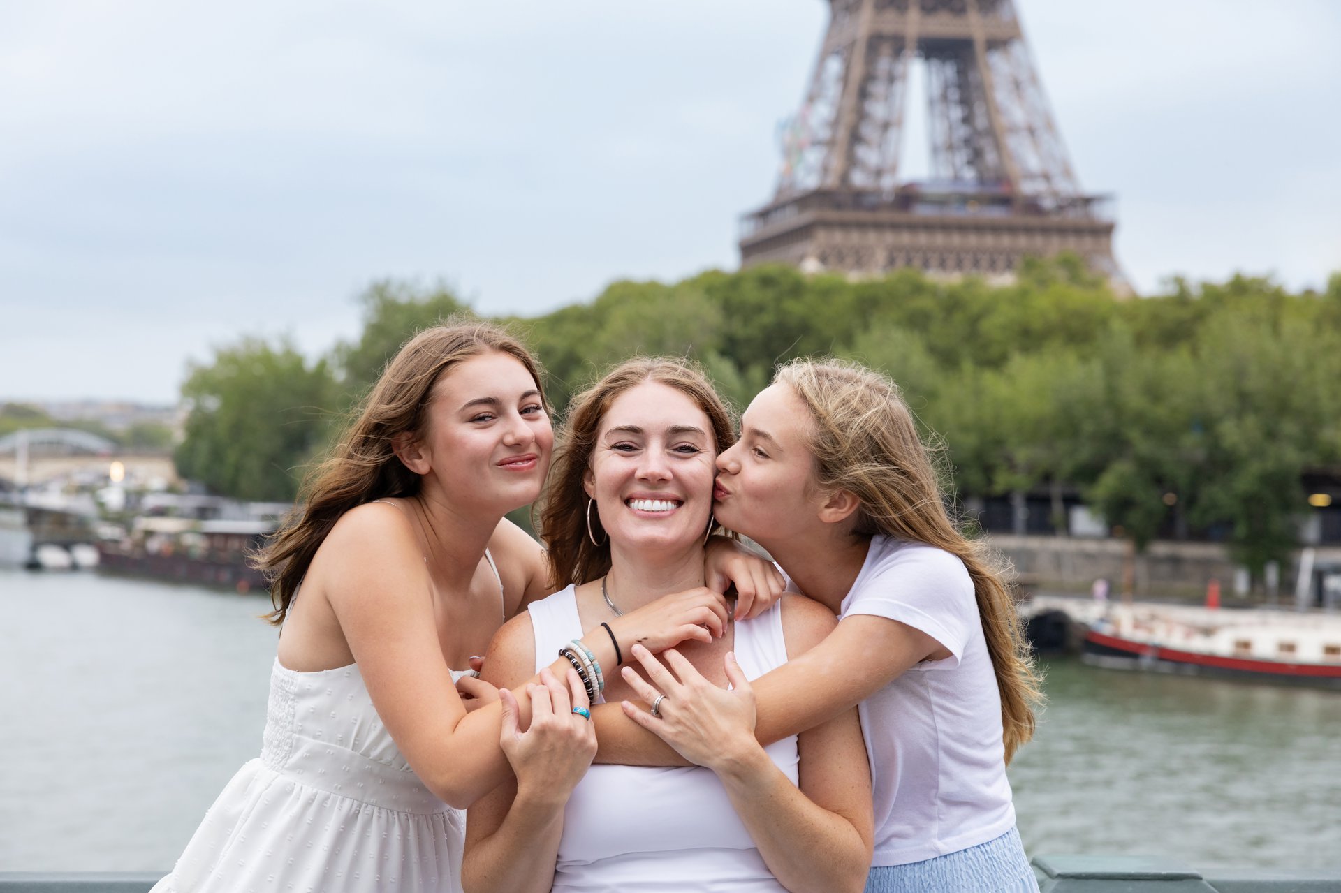 Paris-France-travel-story-Flytographer-4