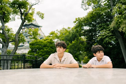 Photo by Manu