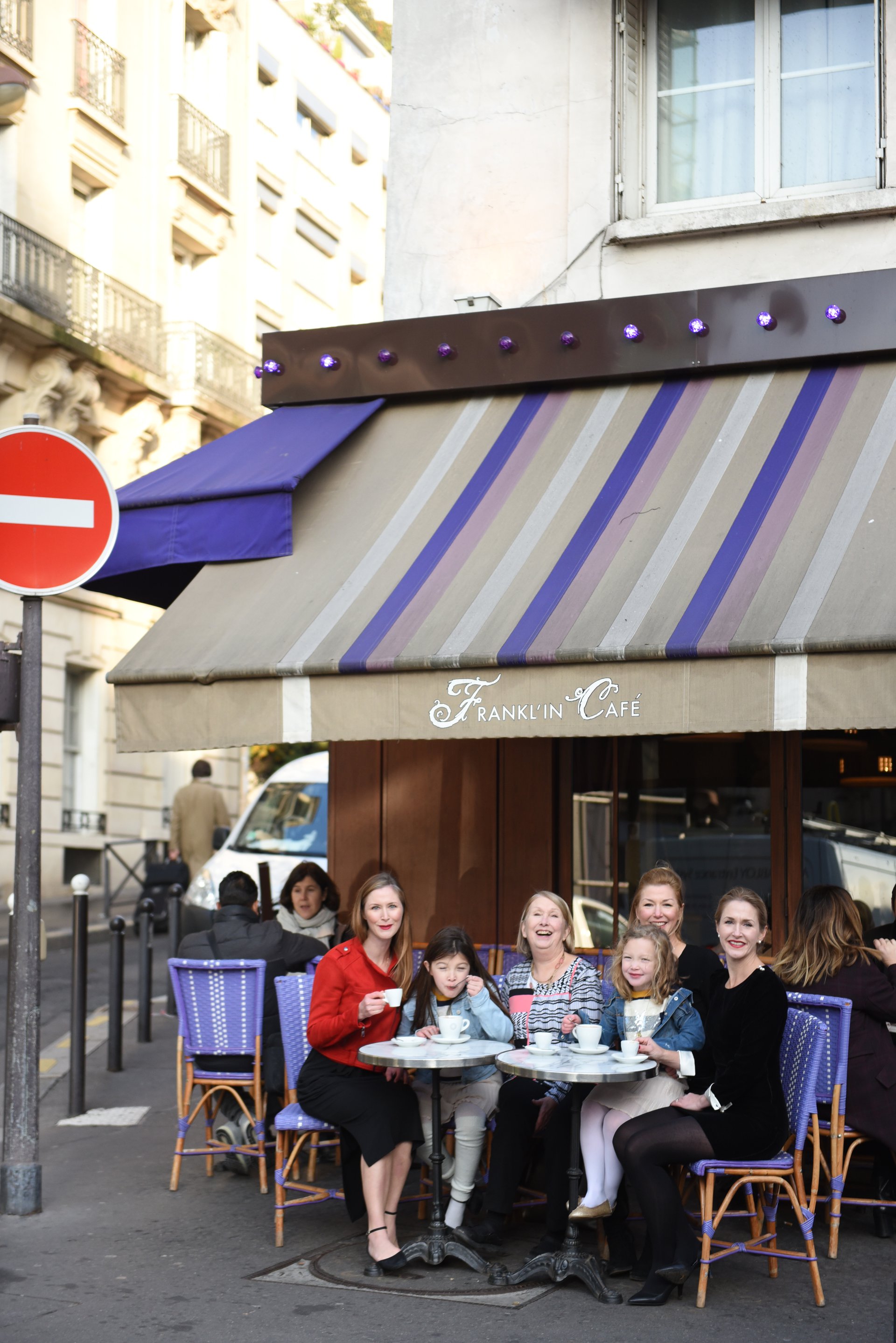 Paris-France-travel-story-Flytographer-43