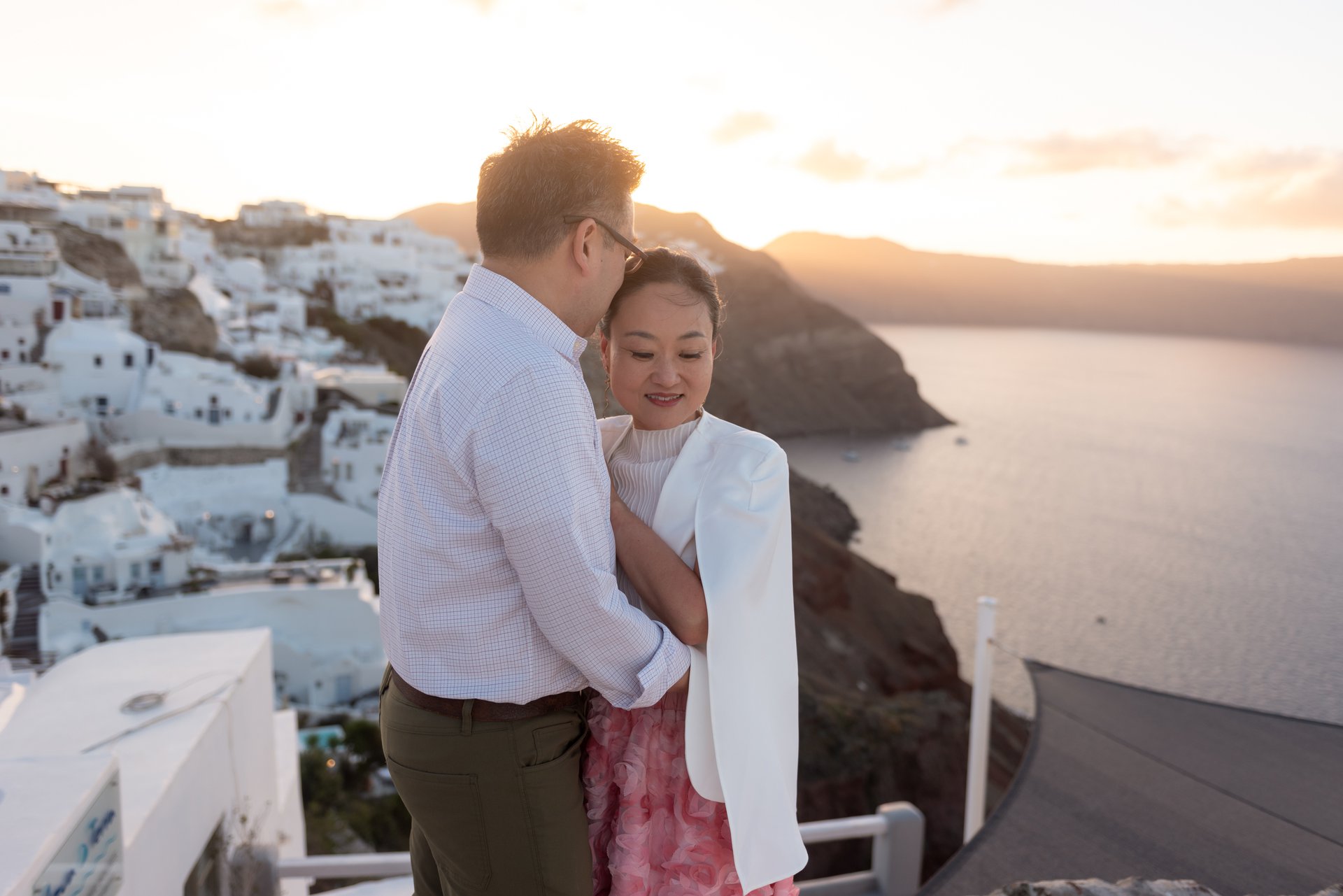 Santorini-Greece-travel-story-Flytographer-12