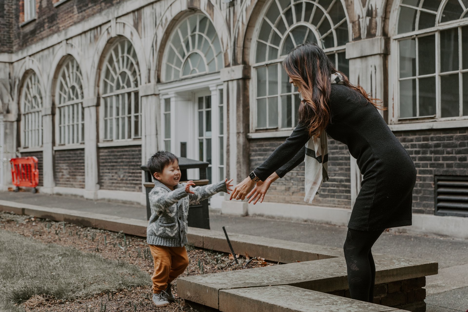 London-United Kingdom-travel-story-Flytographer-16